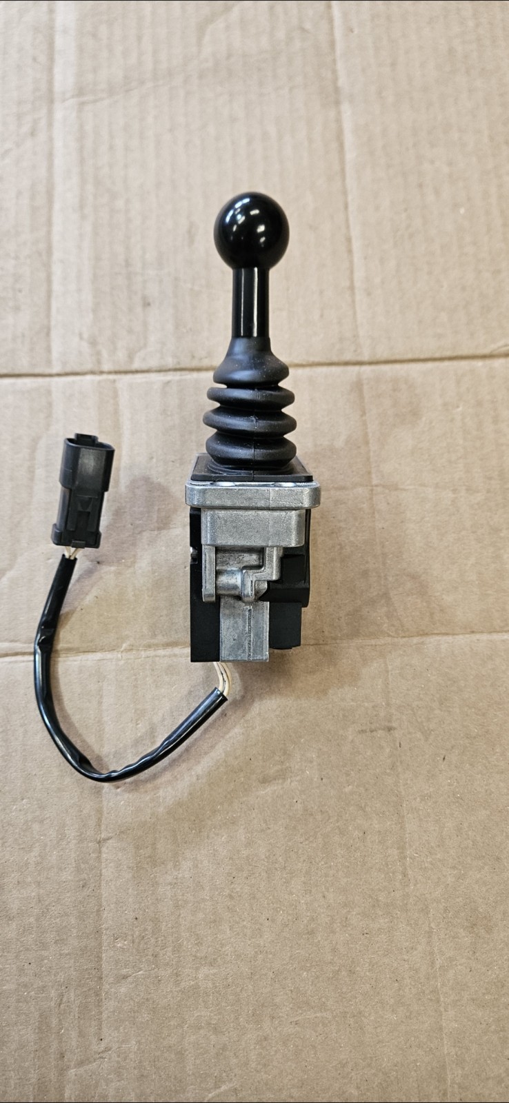 361-6015: Single Axis Lever Handle Control