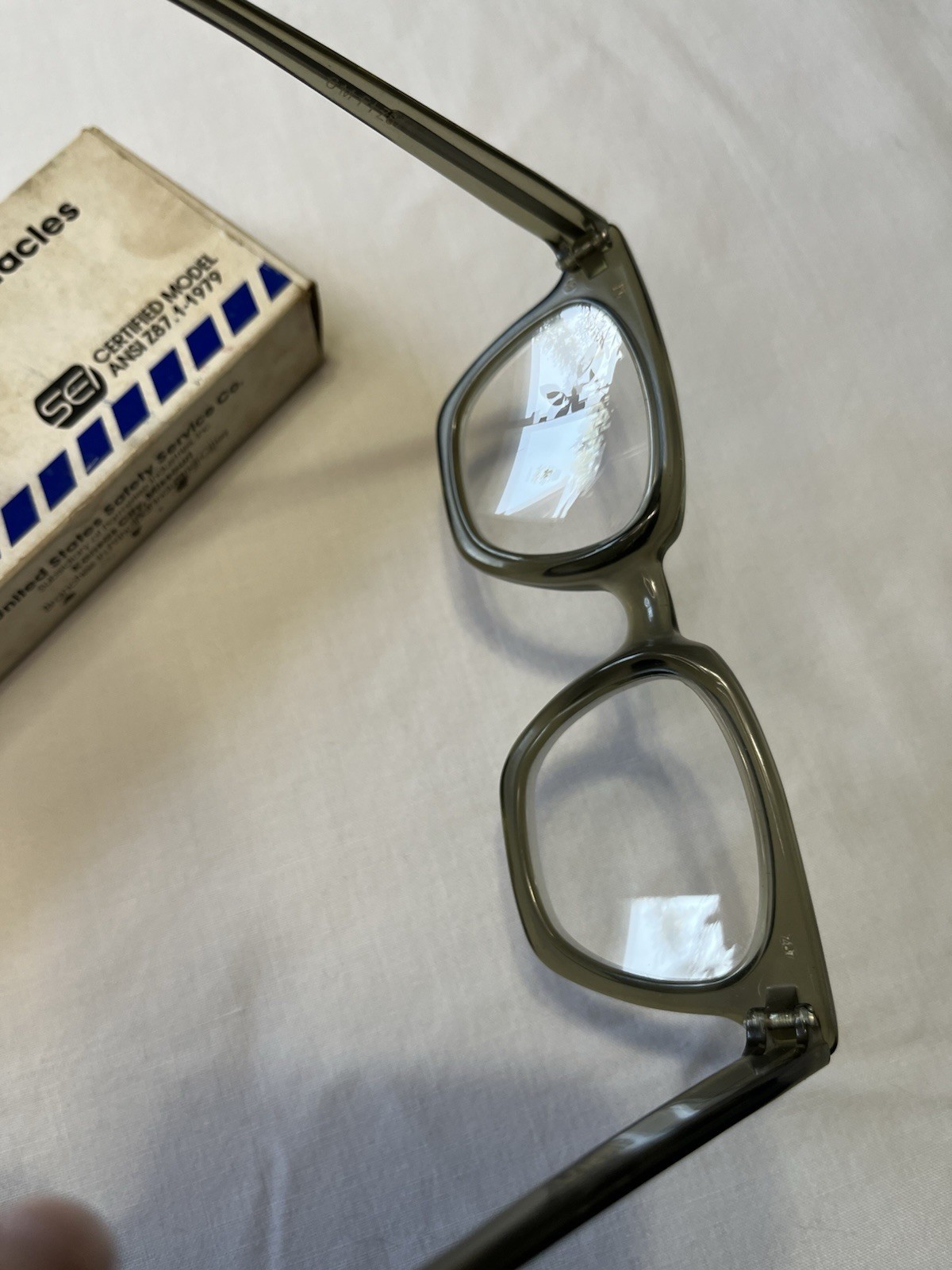 Vintage Retro U.S. Safety Protective Spectacles glasses Gray ANSI Z87.1 w/ Box