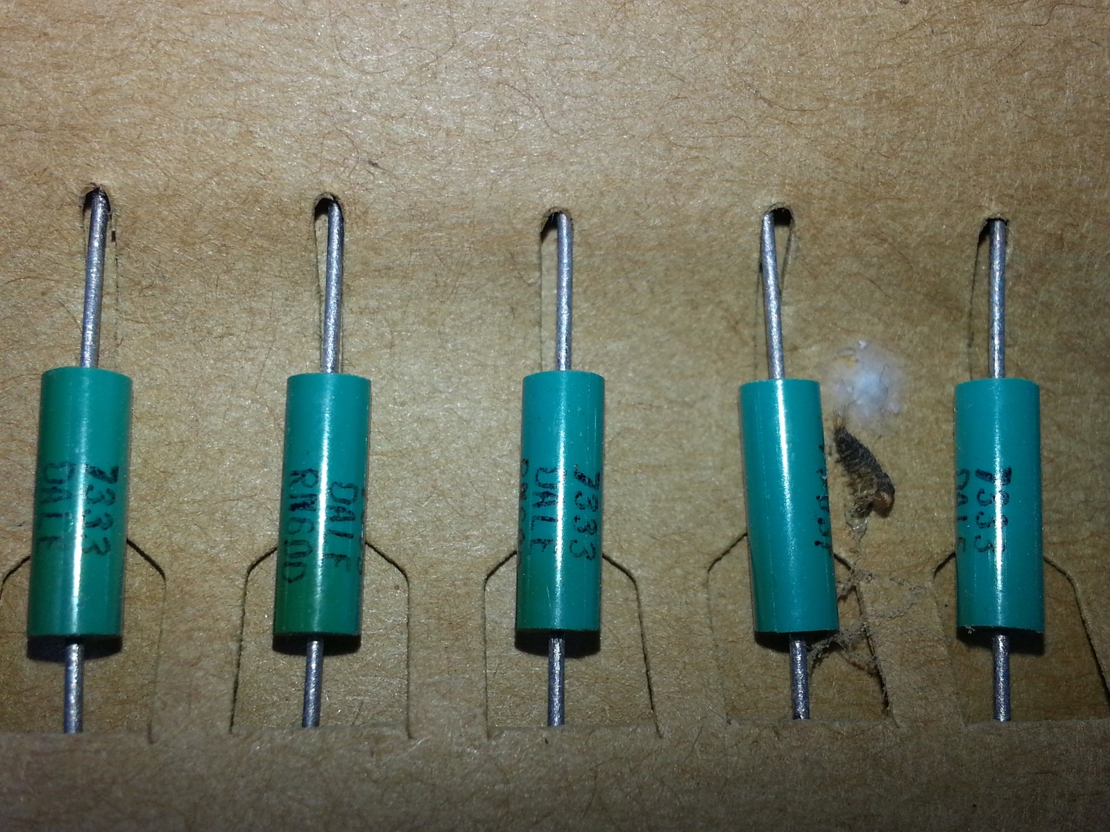 Dale 750kΩ Ohm RN65D7503F CMF Metal Film Resistor 1% MIL SPEC .5W Qty (10) NOS