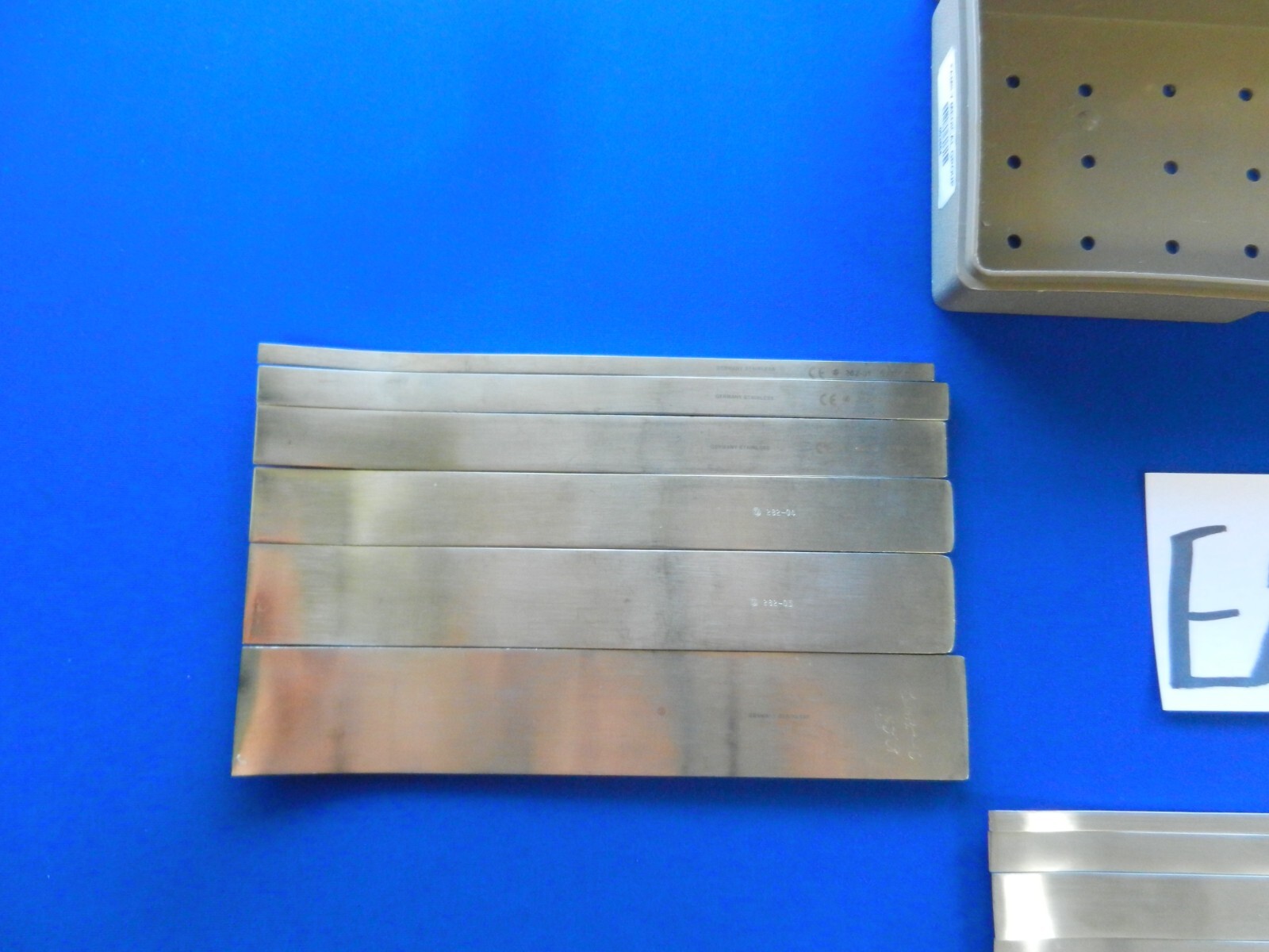 E2559 Zimmer Jarit Curved and Straight Lot of w18 Lambotte Osteotomes