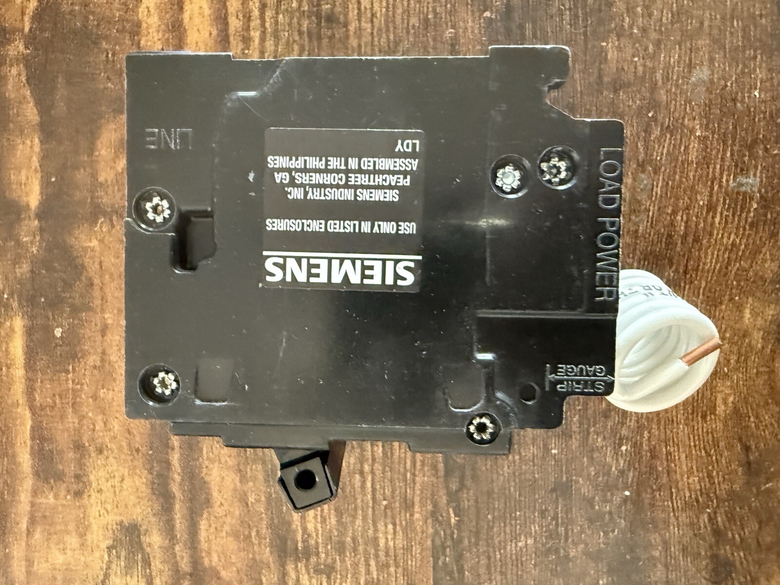 New Siemens Q230GF Ground Fault Circuit Interrupter with Self Test 30amp
