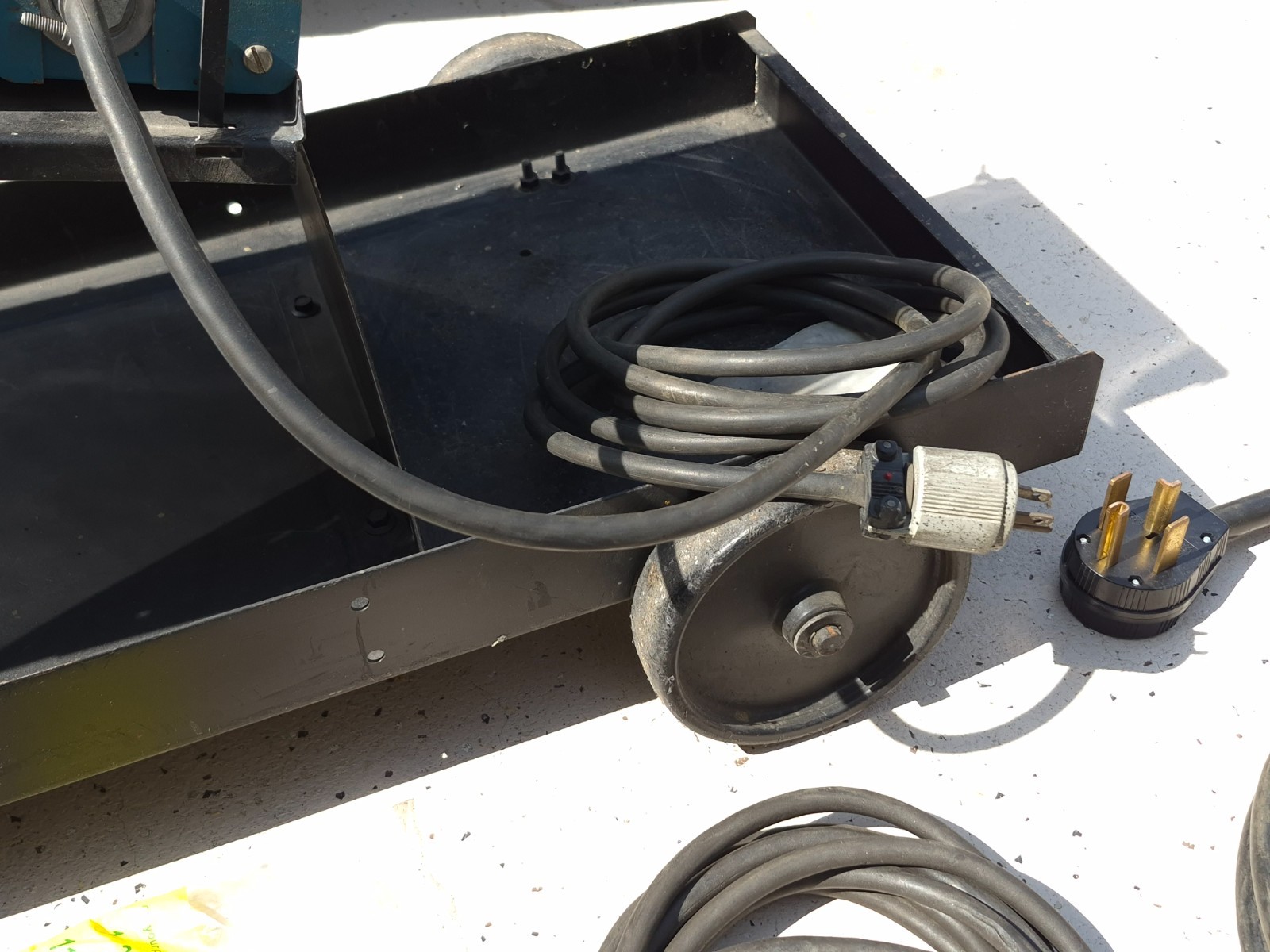 Erico PW1000 Solid state Stud Welder, w/Leads, Gun & Inst. Welding, One Phase