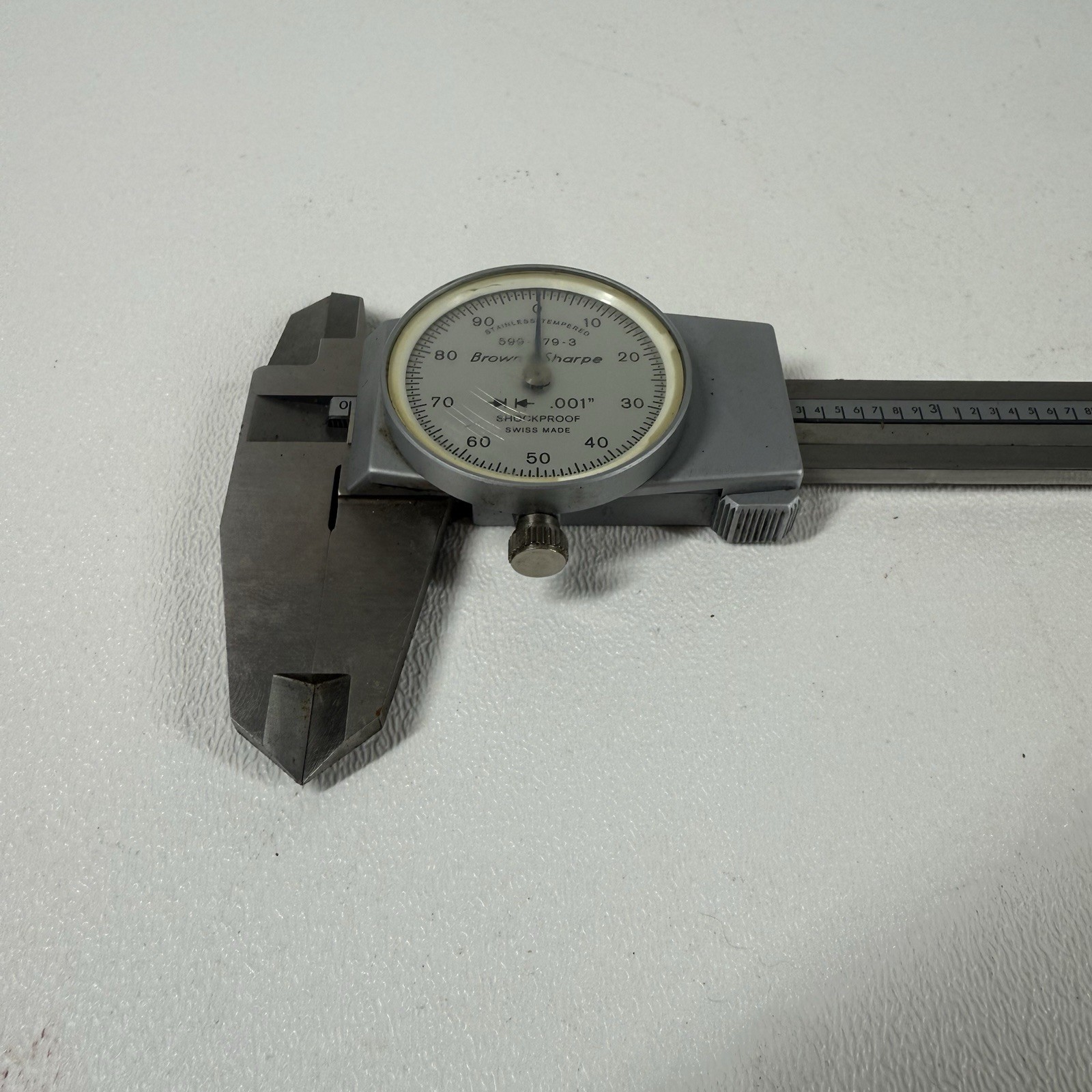 Brown & Sharpe No. 599-579-3 Machinists 6″ Dial Caliper .001″ Swiss *FREE SHIP
