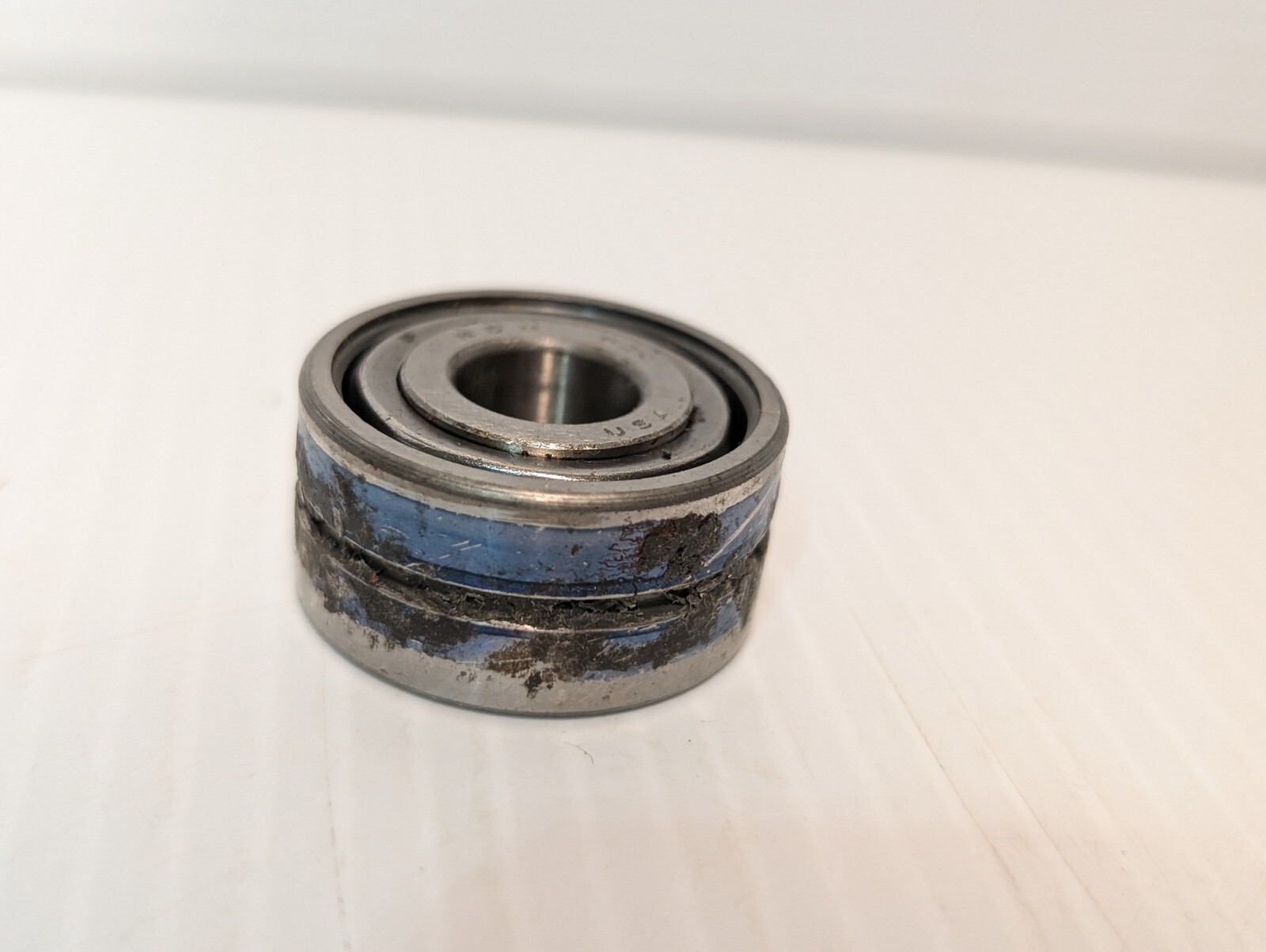Lot of 4 NDH 5201 Double Row Ball Bearings – Free Returns