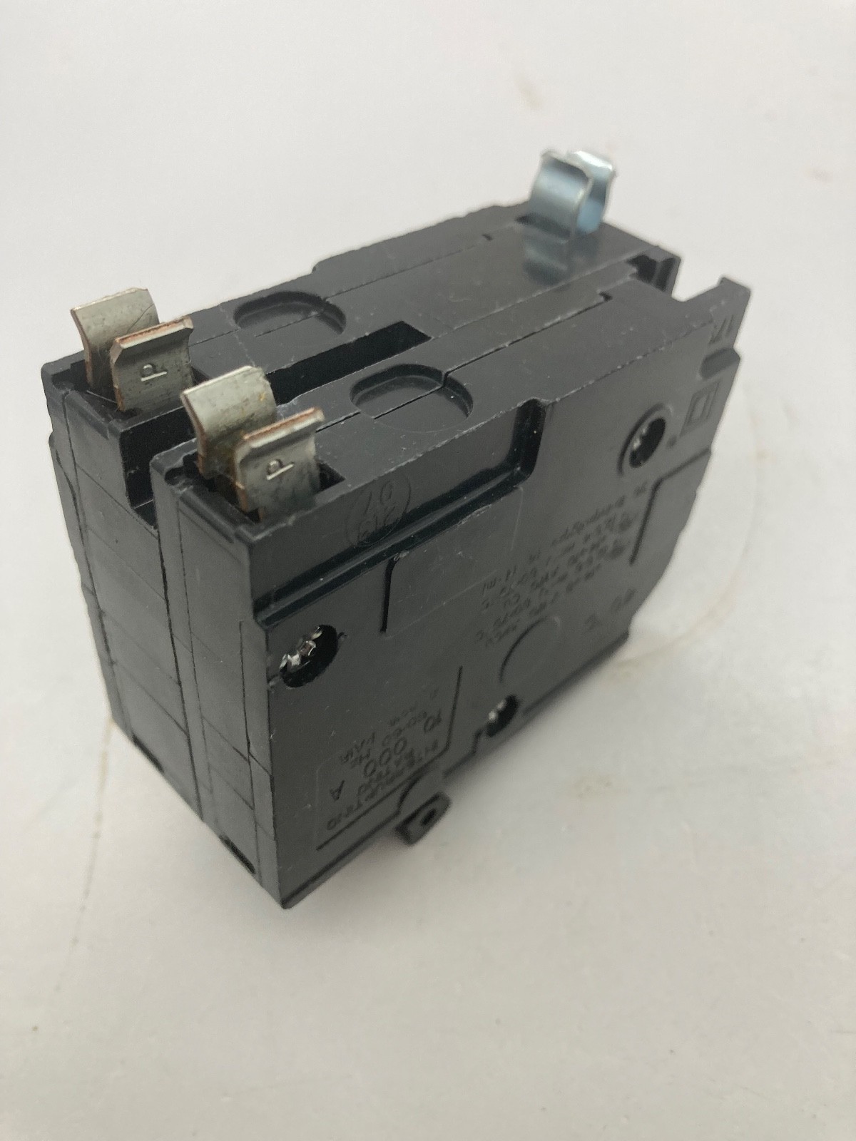 Square D QO230 30 Amp 2 Pole 120 240V AC QO230CP Type QO Plug On Circuit Breaker