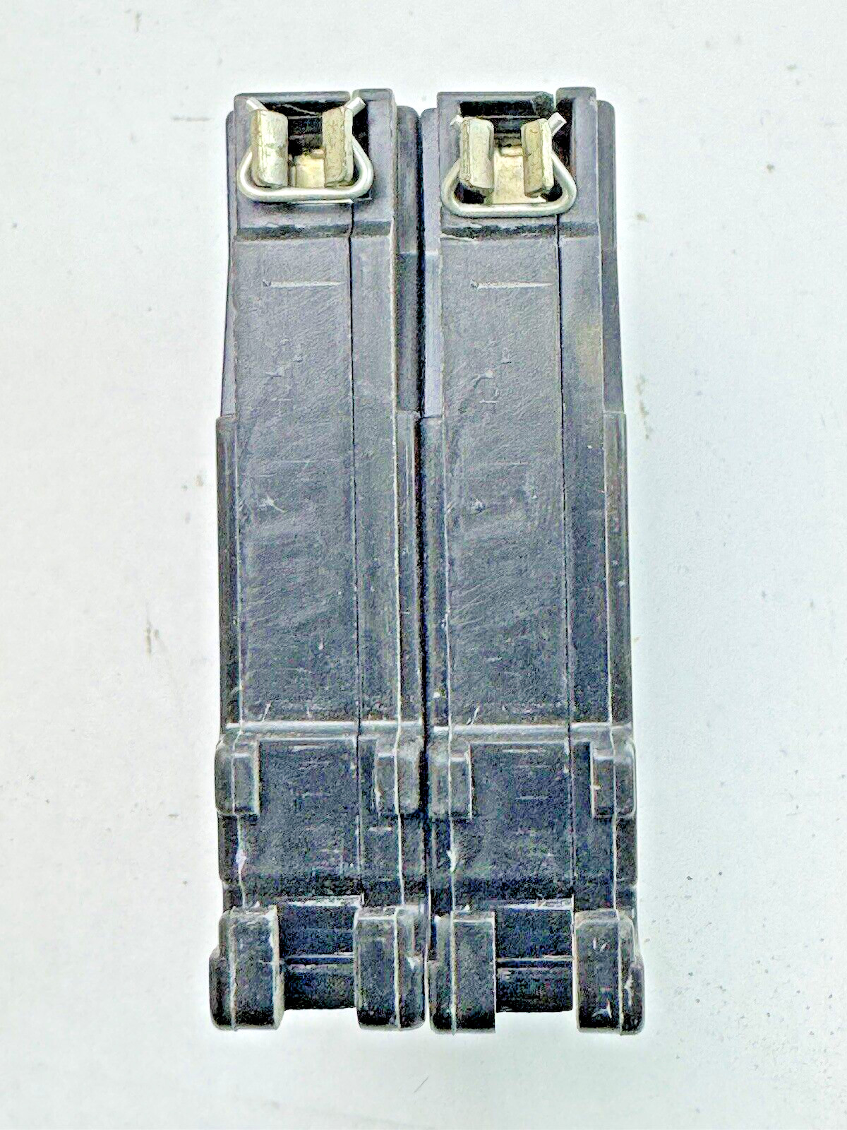 CUTLER-HAMMER – CH260 – COMMON TRIP CIRCUIT BREAKER – 60A, 2 POLE, 120/240 VAC