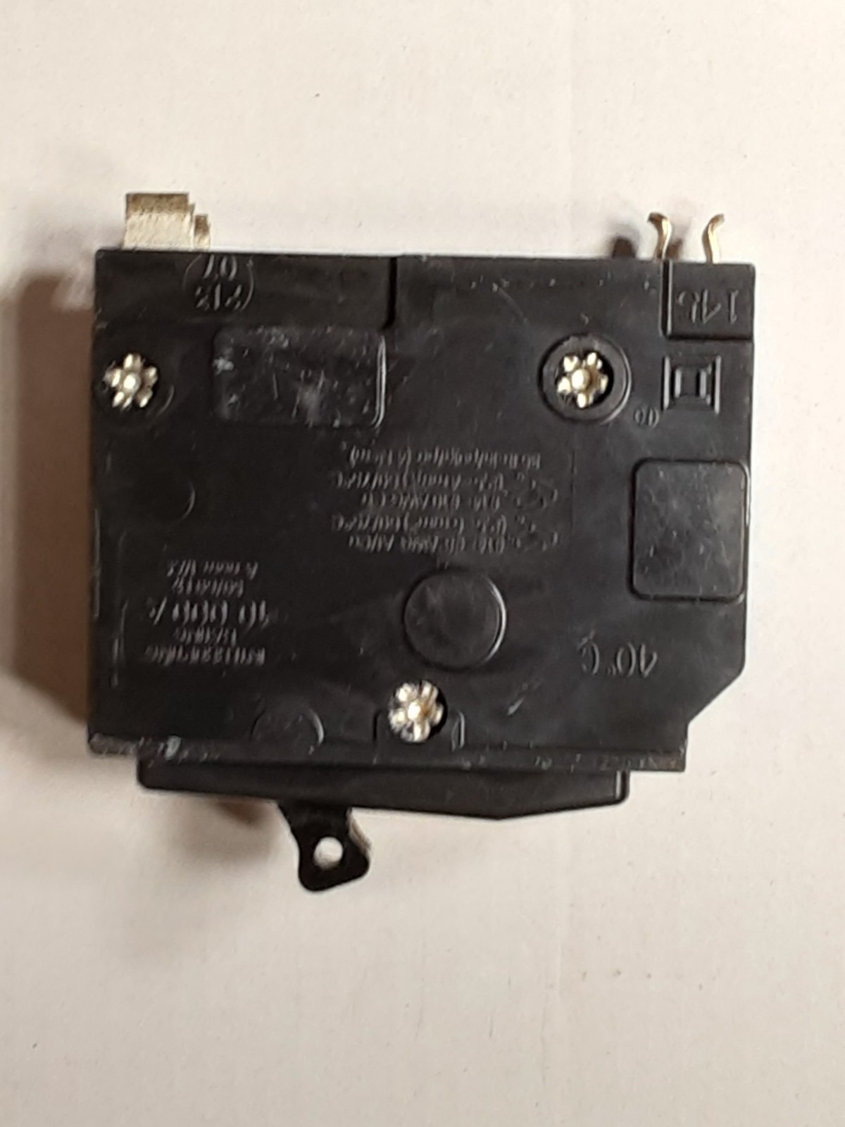 Square D QO210 20amp 2-Pole Plug-In Mini Circuit Breaker 120/240V Trip