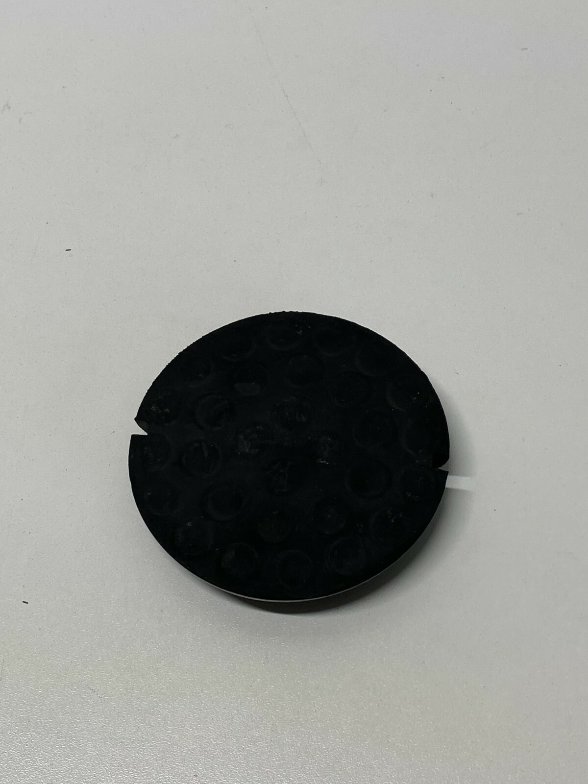 J12: Beckman 349947 Centrifuge Adapter Pad