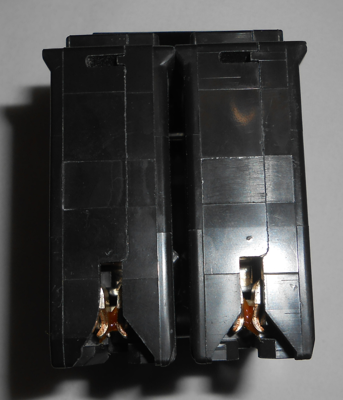 New HOM225 Square D 2-Pole 25 Amp Circuit Breaker Type HOM 120/240V DP-4075