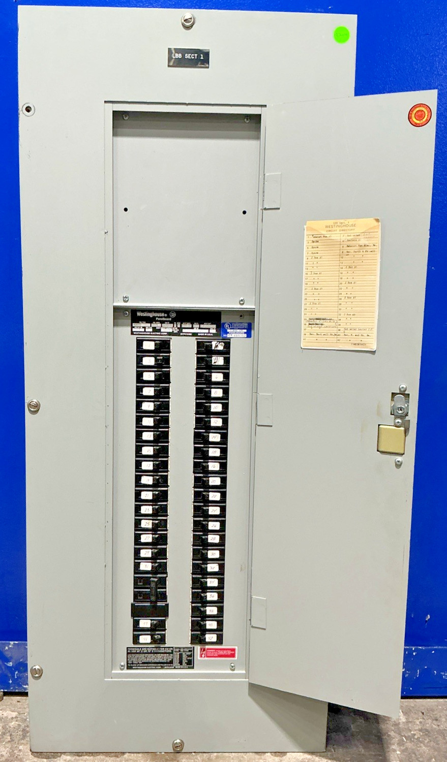 Westinghouse 225 Amp 208Y/120V MLO Panelboard 3PH 4W YS2048 🟦
