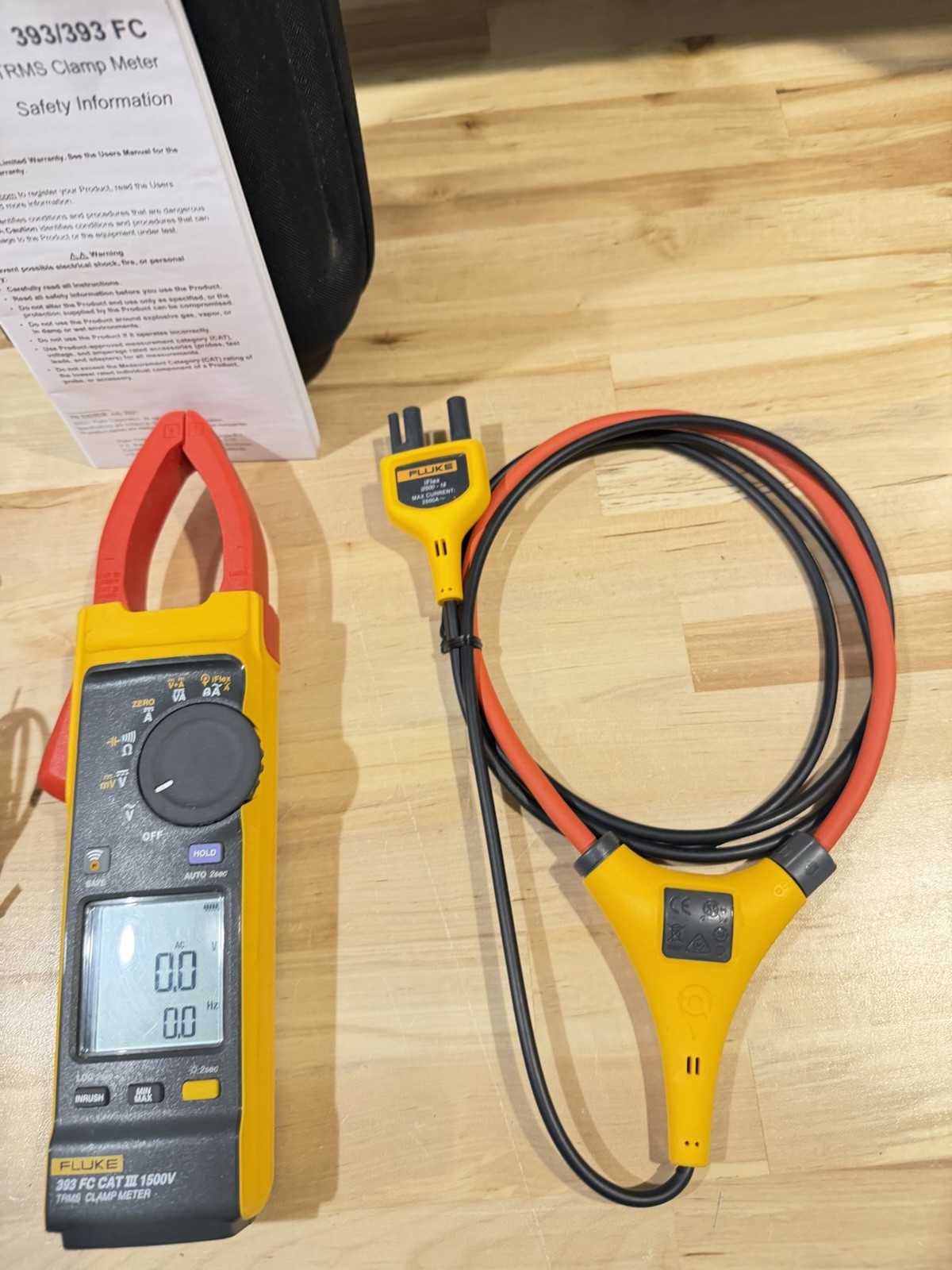 FLUKE 393 FC CAT III 1500V TRMS CLAMP METER W/ IFLEX PROBE & LEADS (TESTED)