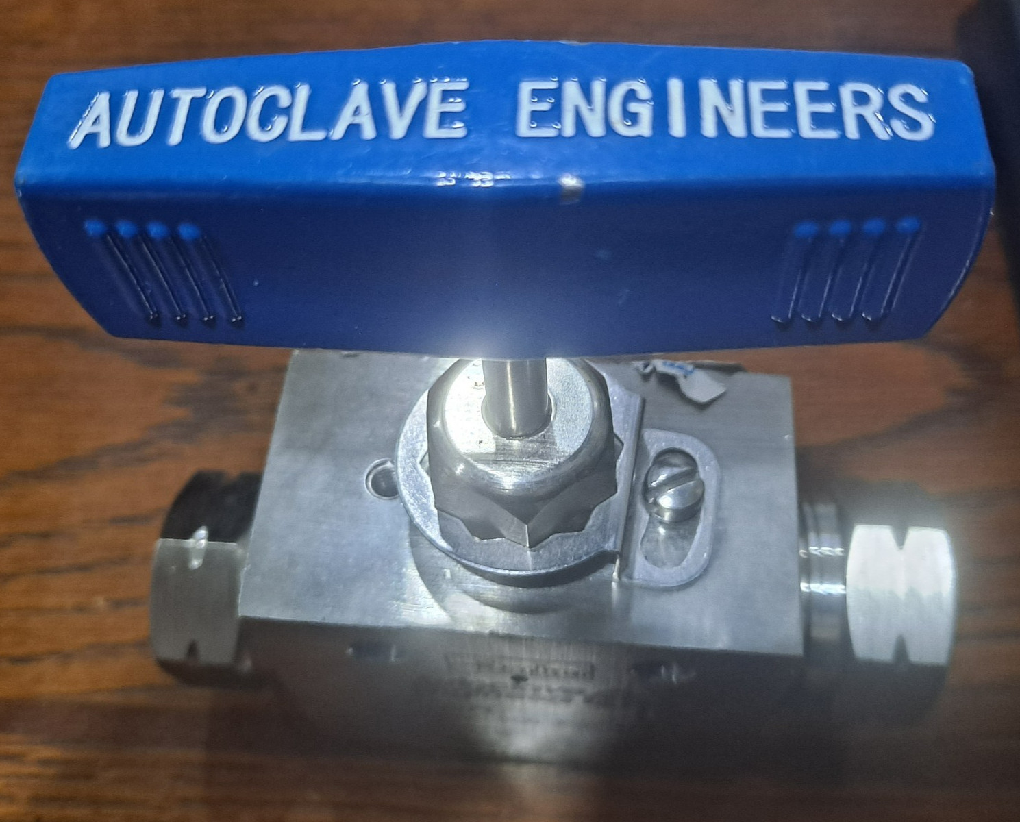 Parker Autoclave Engineers 30VM9071 Needle Valve 316SS MAWP 30,000 PSI @ RT