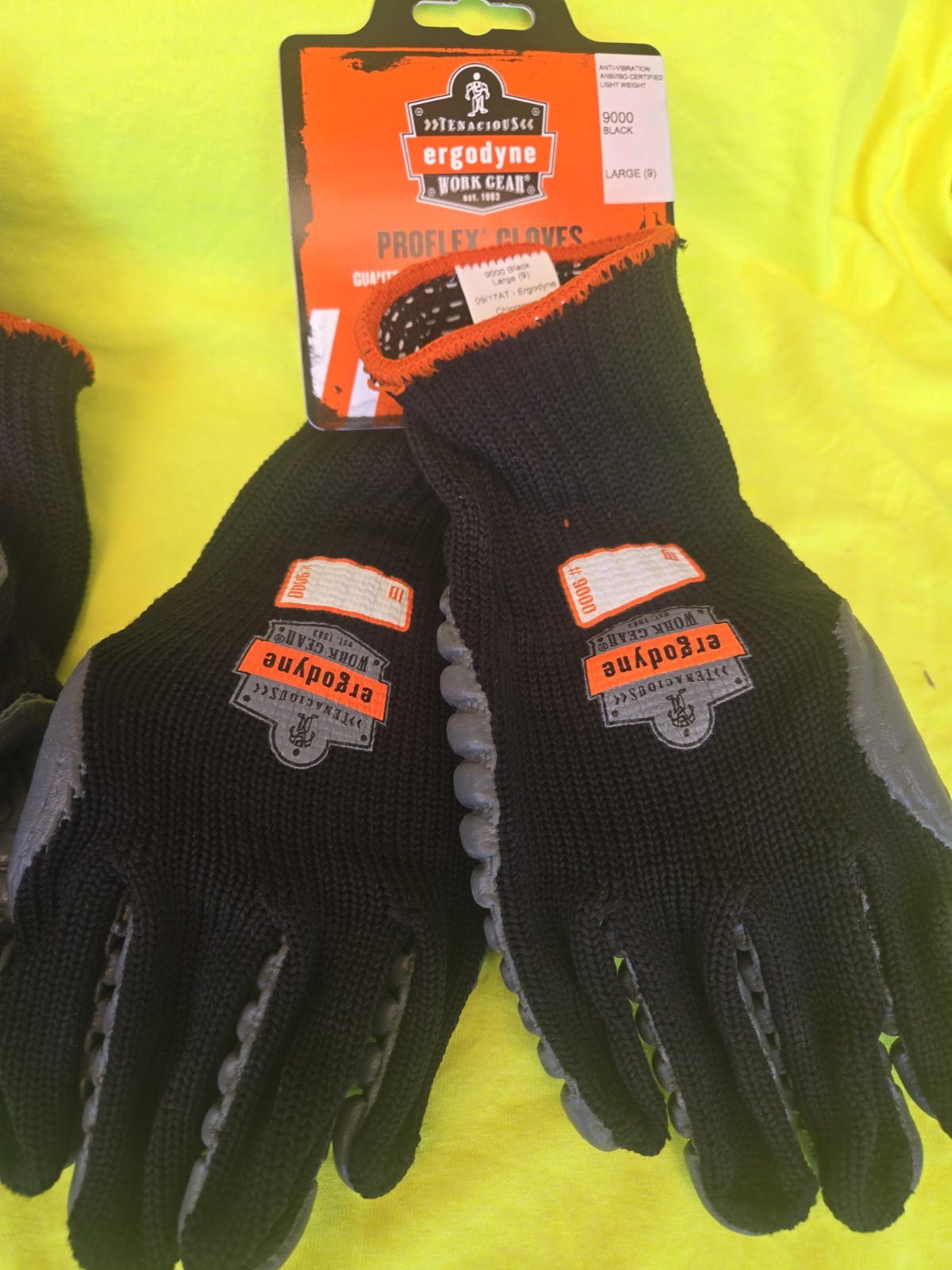 2 NEW PAIRS ERGODYNE PROFLEX ANTI-VIBRATIONS GLOVES #9000 LARGE BLACK & GRAY