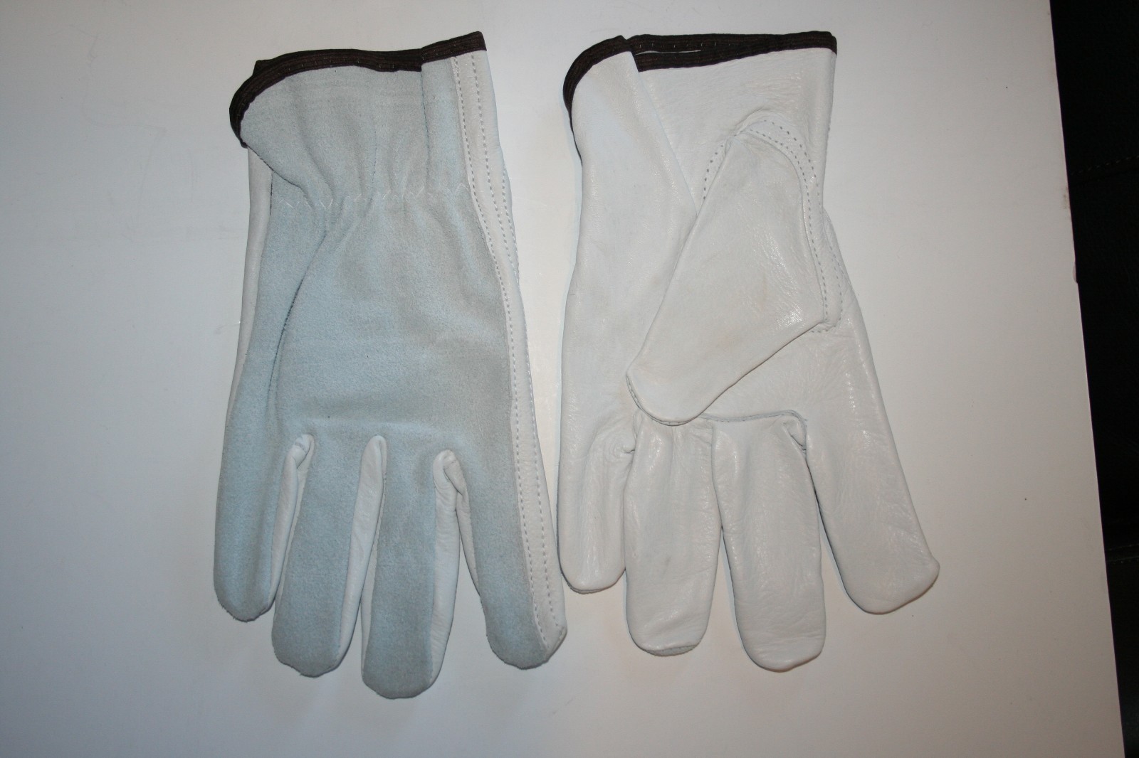 12 Pair Cowhide Soft Leather Drivers Gloves – Large ORR SAFETY CORP #KGM27970L
