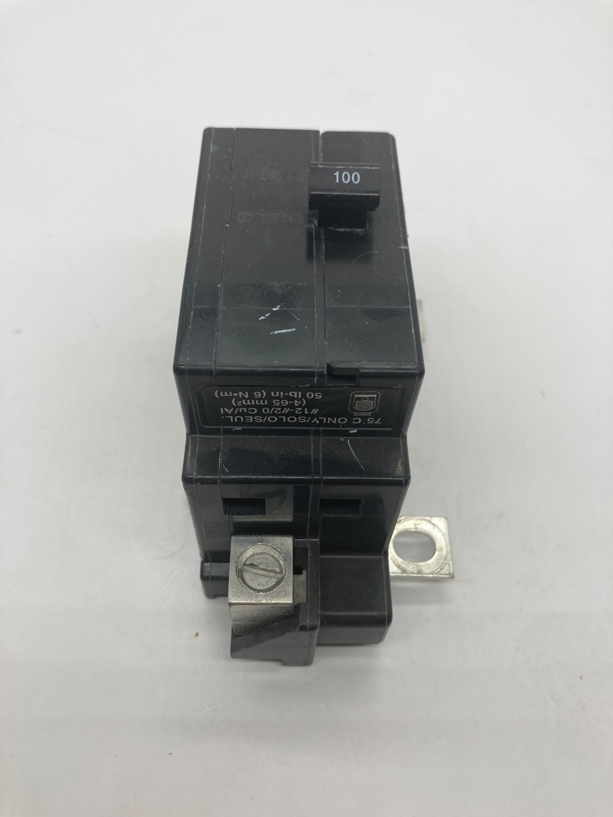 Square D QOM100VH8106 22kA 2Pole 100A 120/240V QOM1 Bolt On Main Circuit Breaker