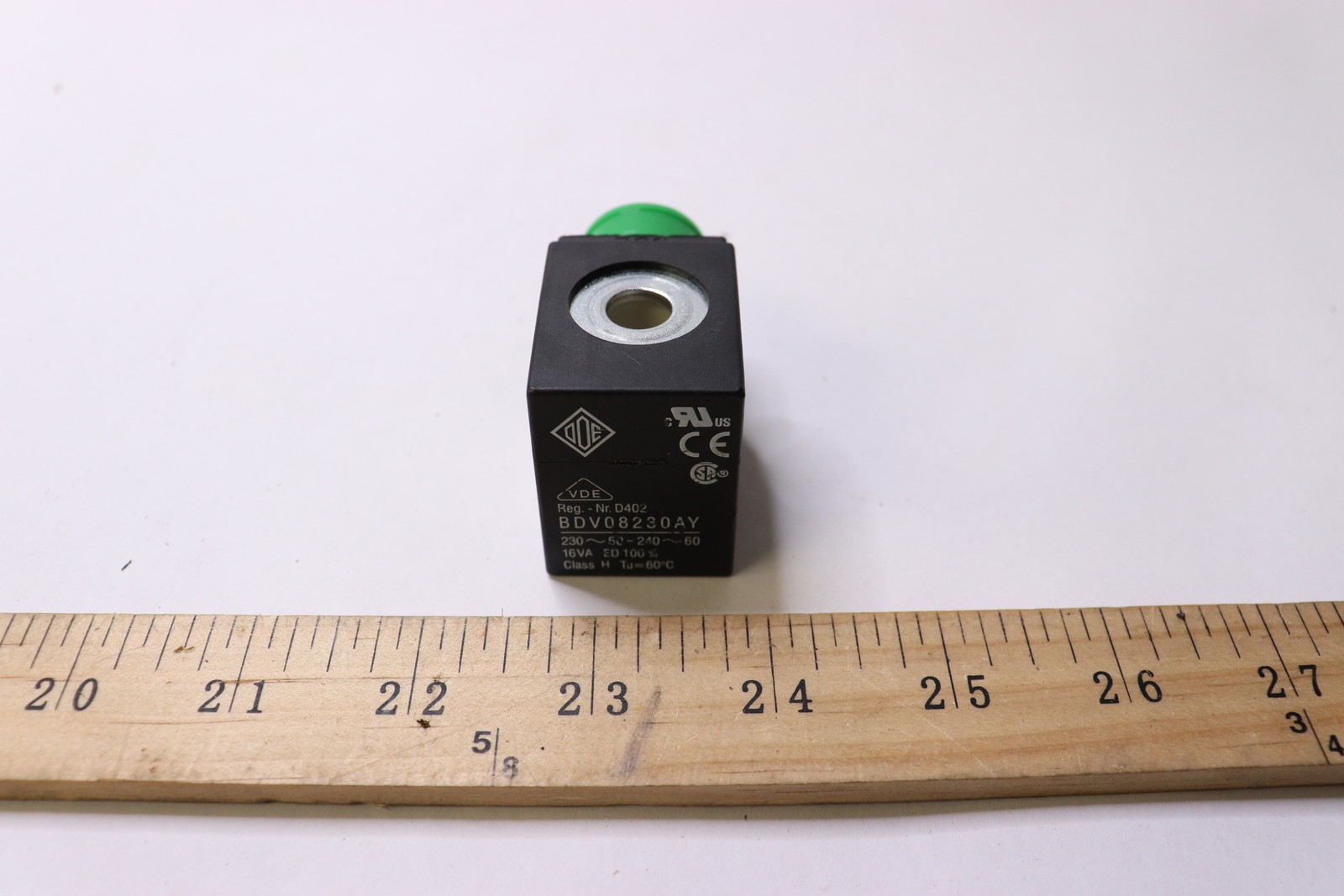 ODE Two-Way Direct-Acting Solenoid Valve 220/230 V 50-60 Hz 8W 21A1ZV25d-X044
