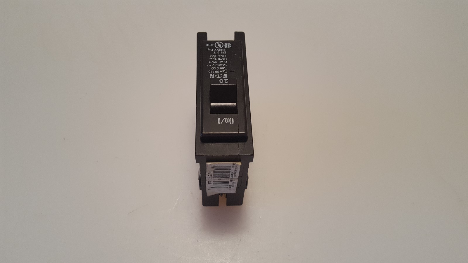 Eaton Cutler Hammer BR120 Circuit Breaker 1 Pole 20 Amp Type C120