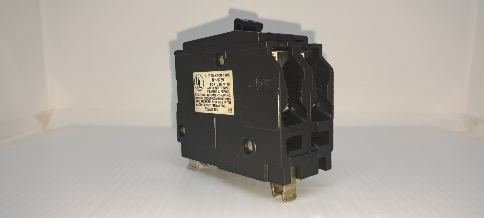 SQUARE D QO230 30 Amp 2 Pole 120/240V Type QO Circuit Breaker Yellow Face