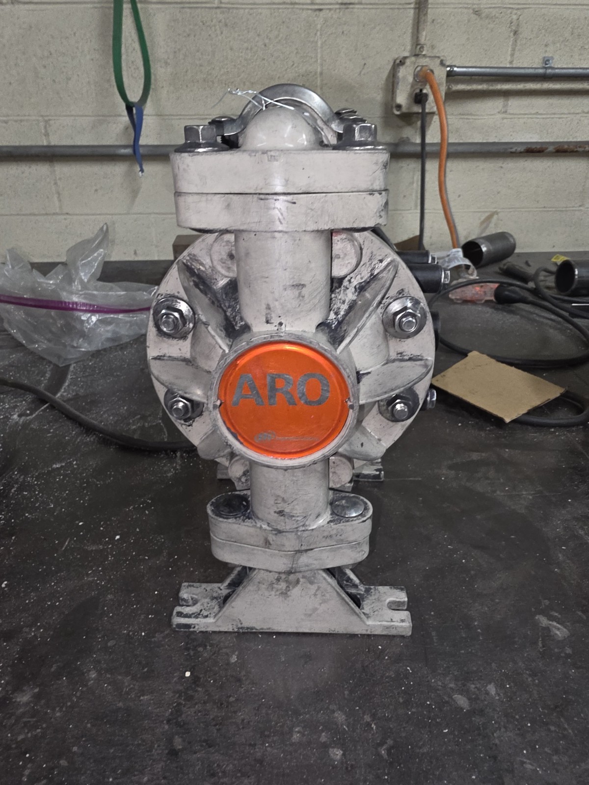 ARO 1″ 120psi Teflon Diaphragm Pump (6661A3-344-C)
