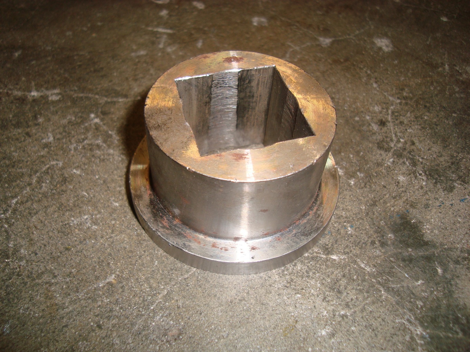 Servis Rhino Mower Blade Carrier Weldment Plate Blade Bolt Weld-On Bushing