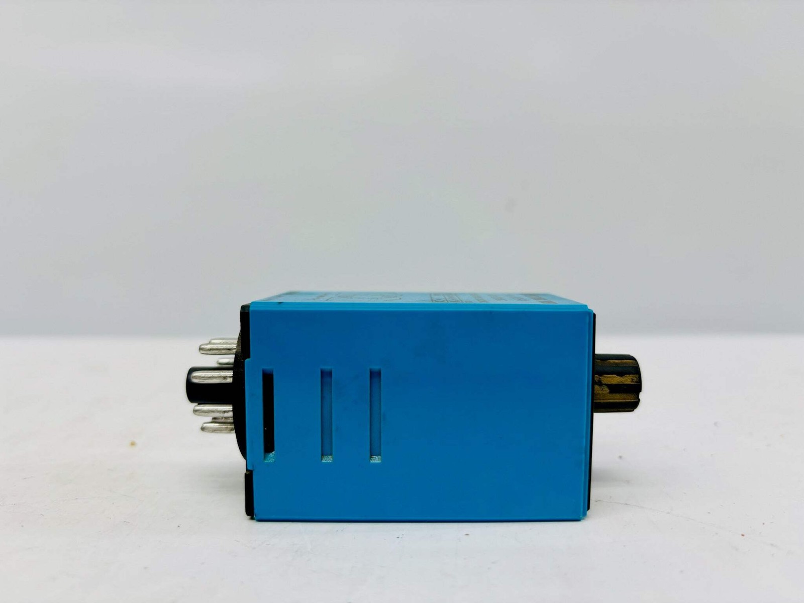 IDEC RTE-P11 Relay Socket Base