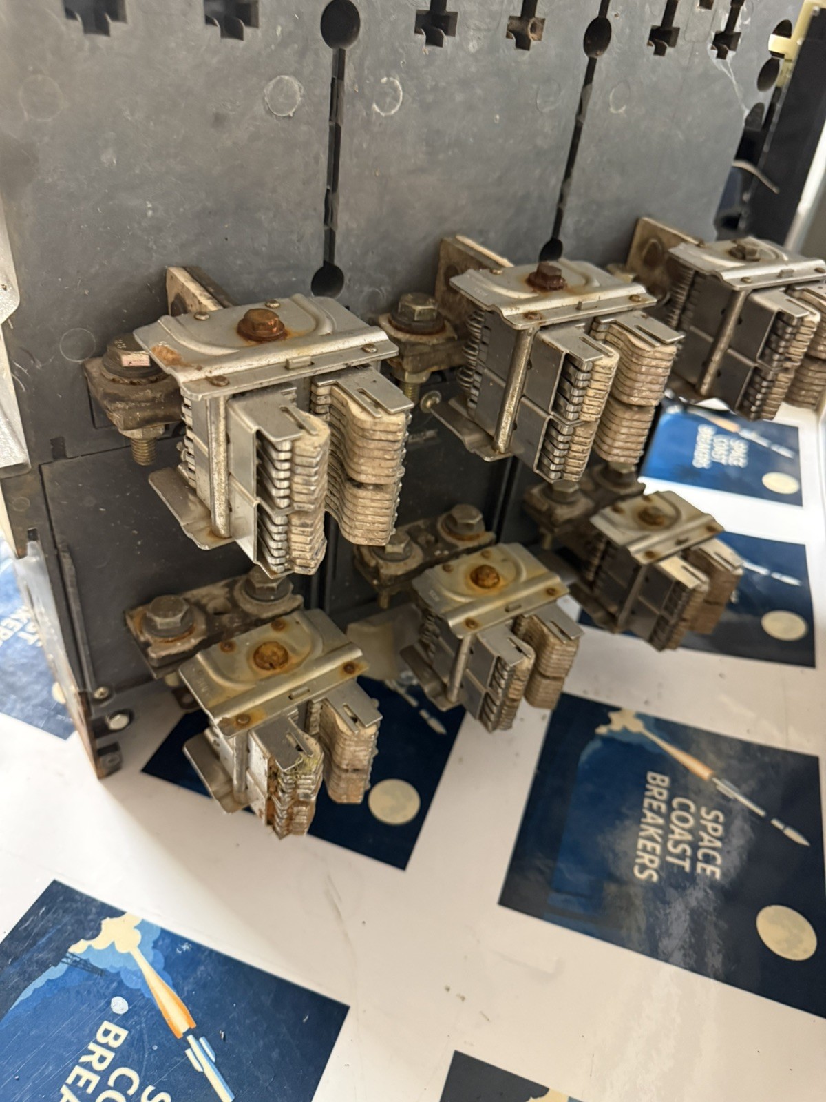 EATON CUTLER-HAMMER MAGNUM DS MDS6163WEA 1600AMP LOW VOLTAGE AC CIRCUIT BREAKER