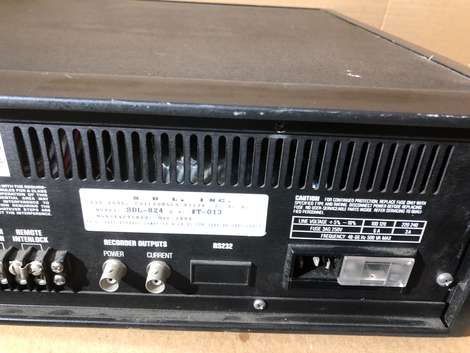 SDL SDL-824 TUNABLE LASER DIODE DRIVER 824 W/Key Part or Repairs