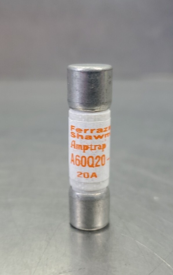 Ferraz Shawmut USM3I Y219073 Fuse Holder w/3-A60Q20-2 Fuses. 4D-30