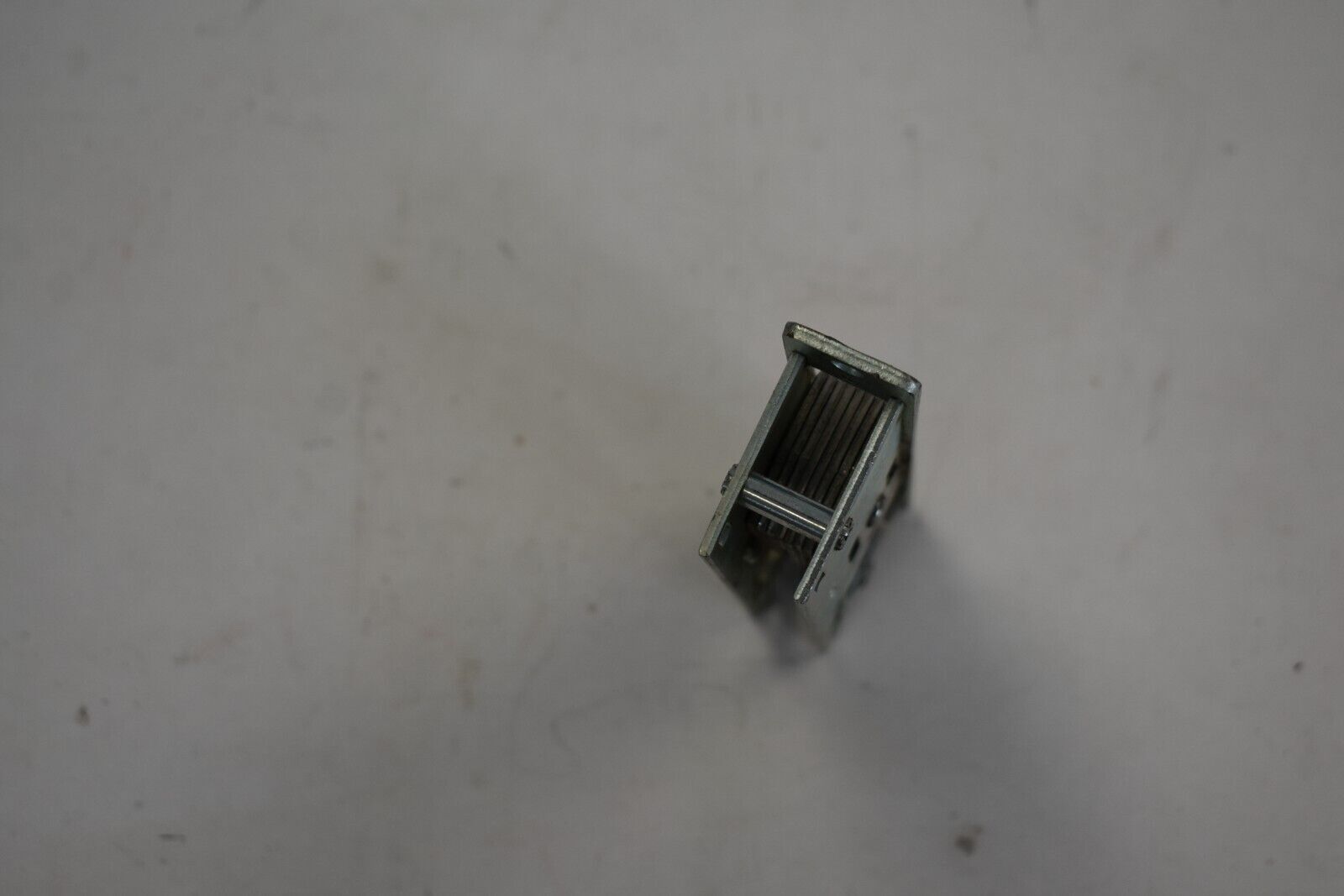 Adams Rite 1753A-350-99 1-1/8 – 02 «E» Dead Lock Part 180483