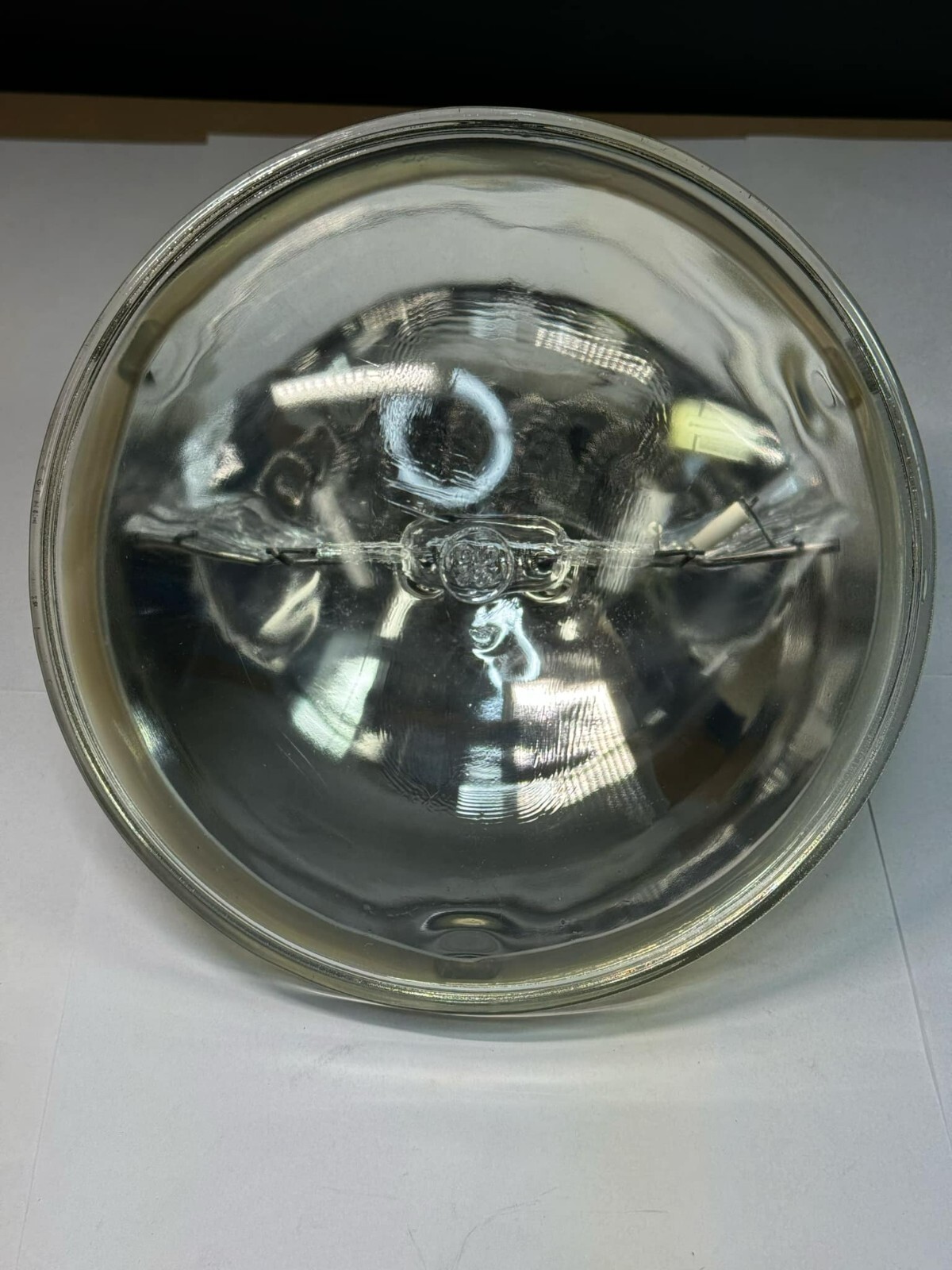 GE Quartzline FFN-Q1000 PAR64/1 120V 1000W Mogul Quartz Stage Light Lamp Bulb