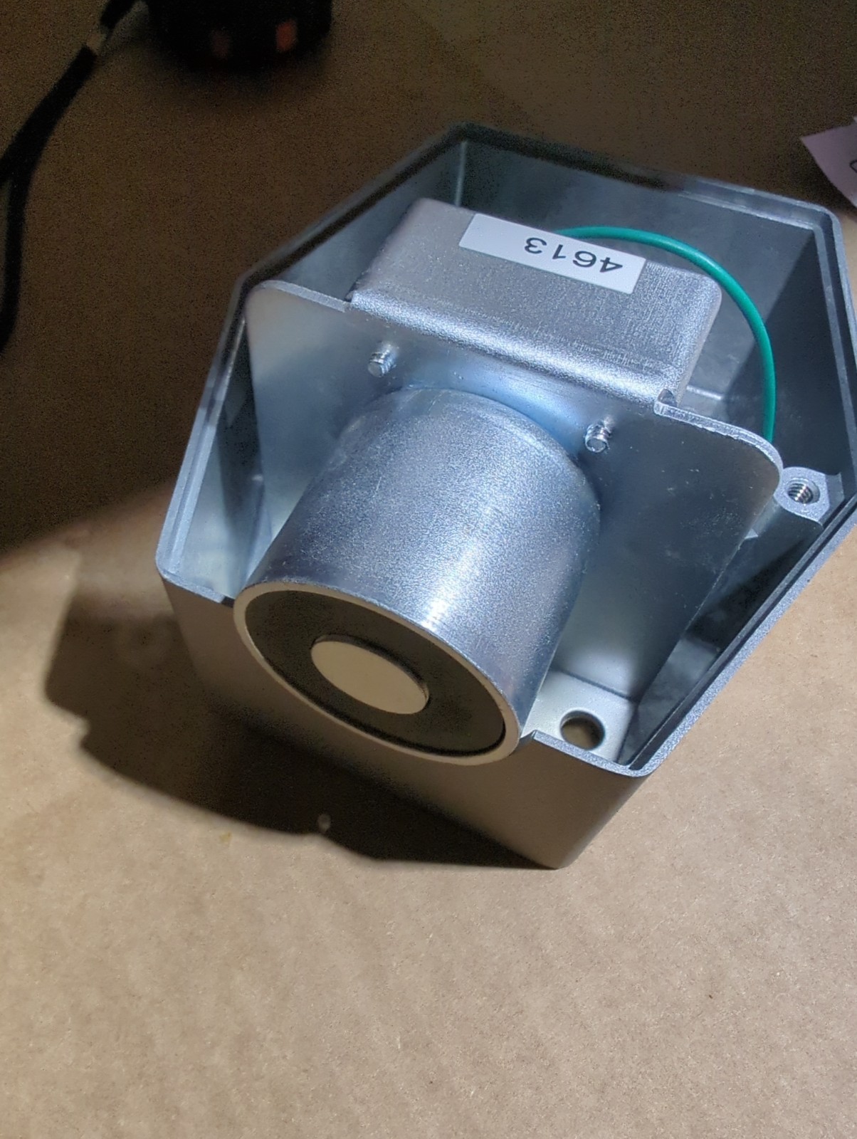 LCN Sentronic SEM 7820 Heavy Duty Floor Mounted Electromagnetic Door Holder