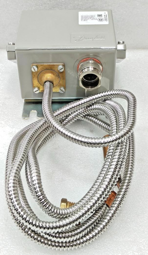 Danfoss Temperature Switch KPS81 060L310666 New Fast Shipping