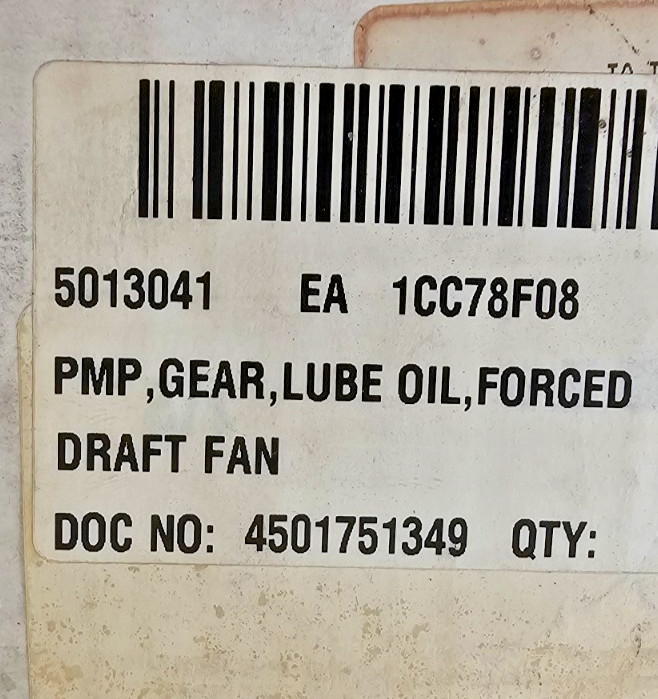 Parker H39AA2B Hydraulic Gear Pump Clockwise 2500PSI 500-4000RPM