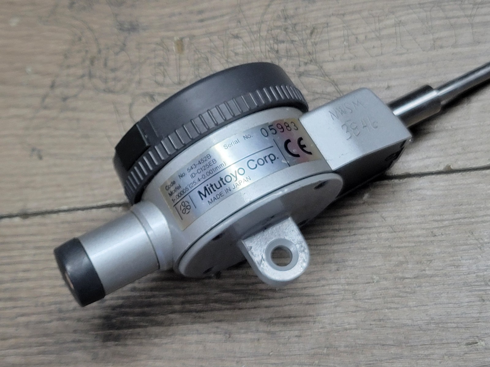 MITUTOYO DIGITAL DROP INDICATOR NO. 543 452B .00005″ -1″