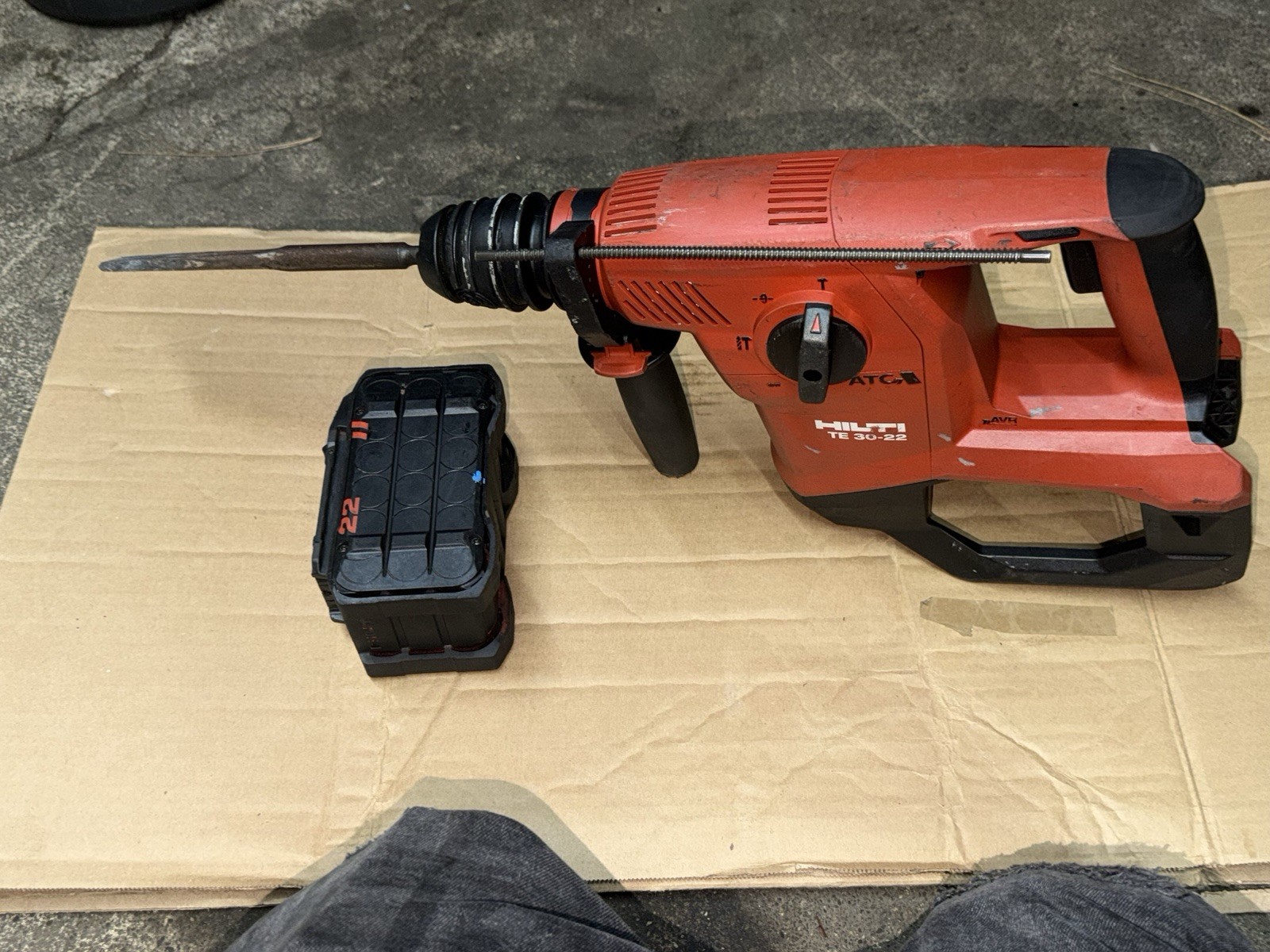 HILTI TE 30-22 NURON ATC & AVR Cordless Rotary Hammer Drill/B 22-255 Li-ion BATT