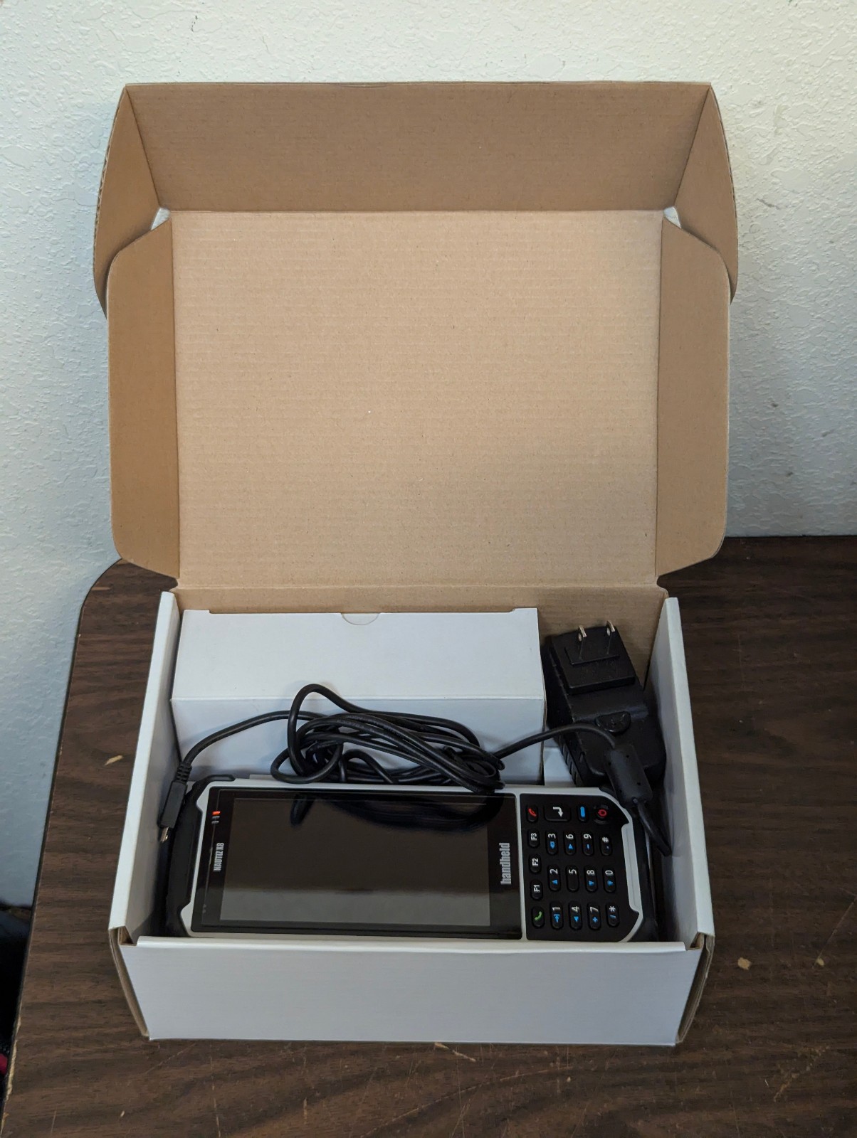 handheld NAUTIZ X8 compact rugged Android data collector; tested, works; reset
