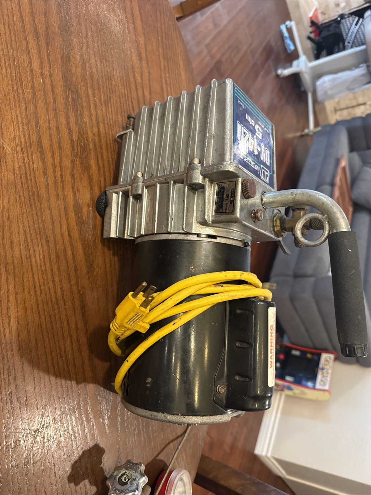 JB Industries FastVac DV-142N 2-Stage 1/2HP Vacuum Pump 5cfm + Accessories