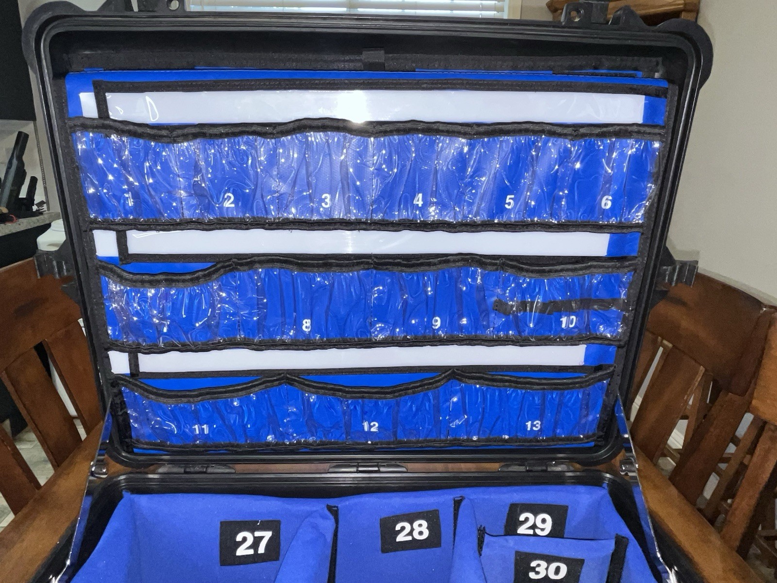 Iron Duck Pelican 1600 24″ x 18″ x 8″ EMS Medic Ambulance Hard Case, Black