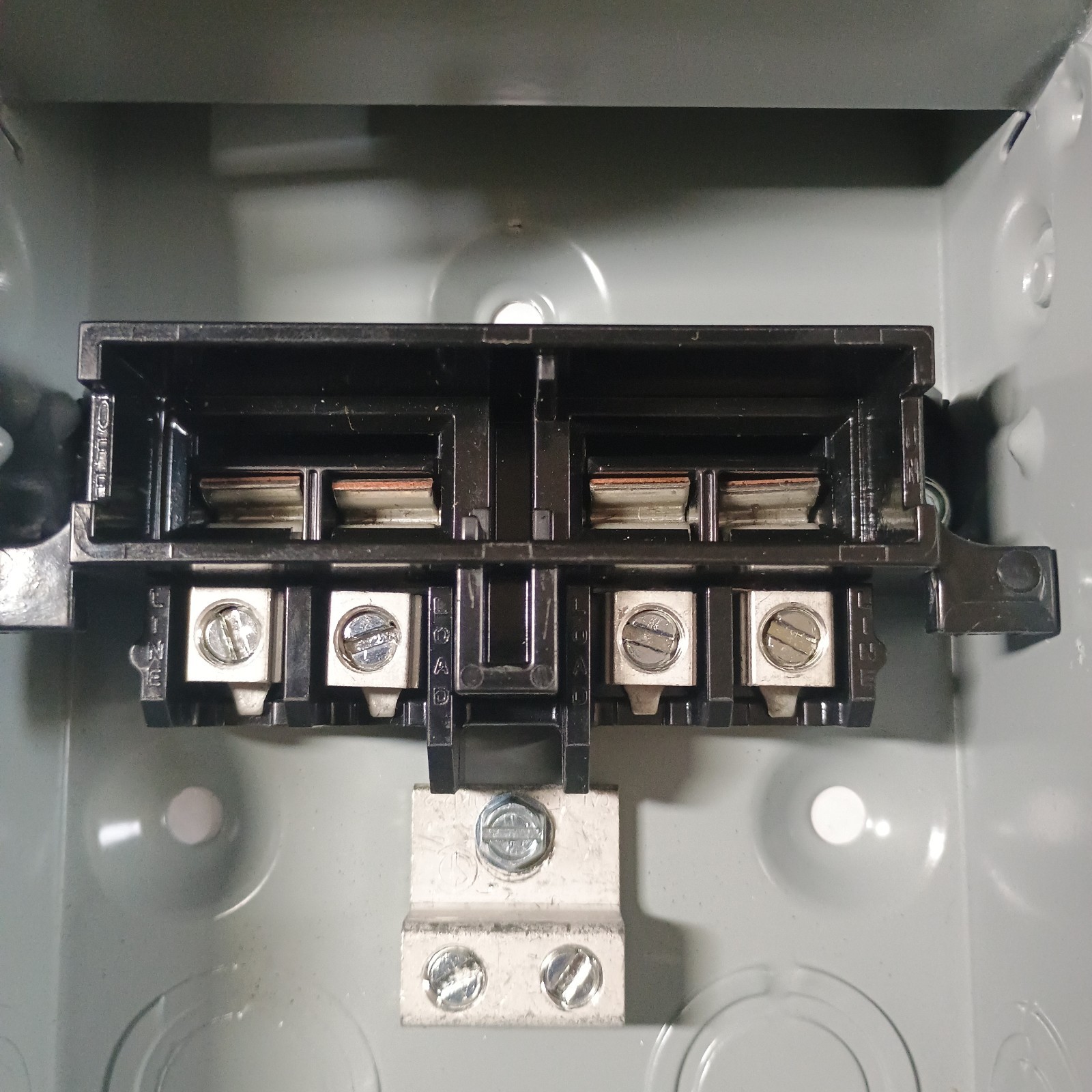 Midwest U065PP 60A 240V 1 Phase NEMA 3R Non-Fuse AC Disconnect (Incomplete Box)