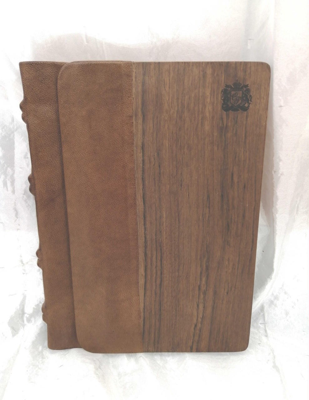 Leather Wood Notebook Cover Engraved With Arte Medici Cabin Prestige