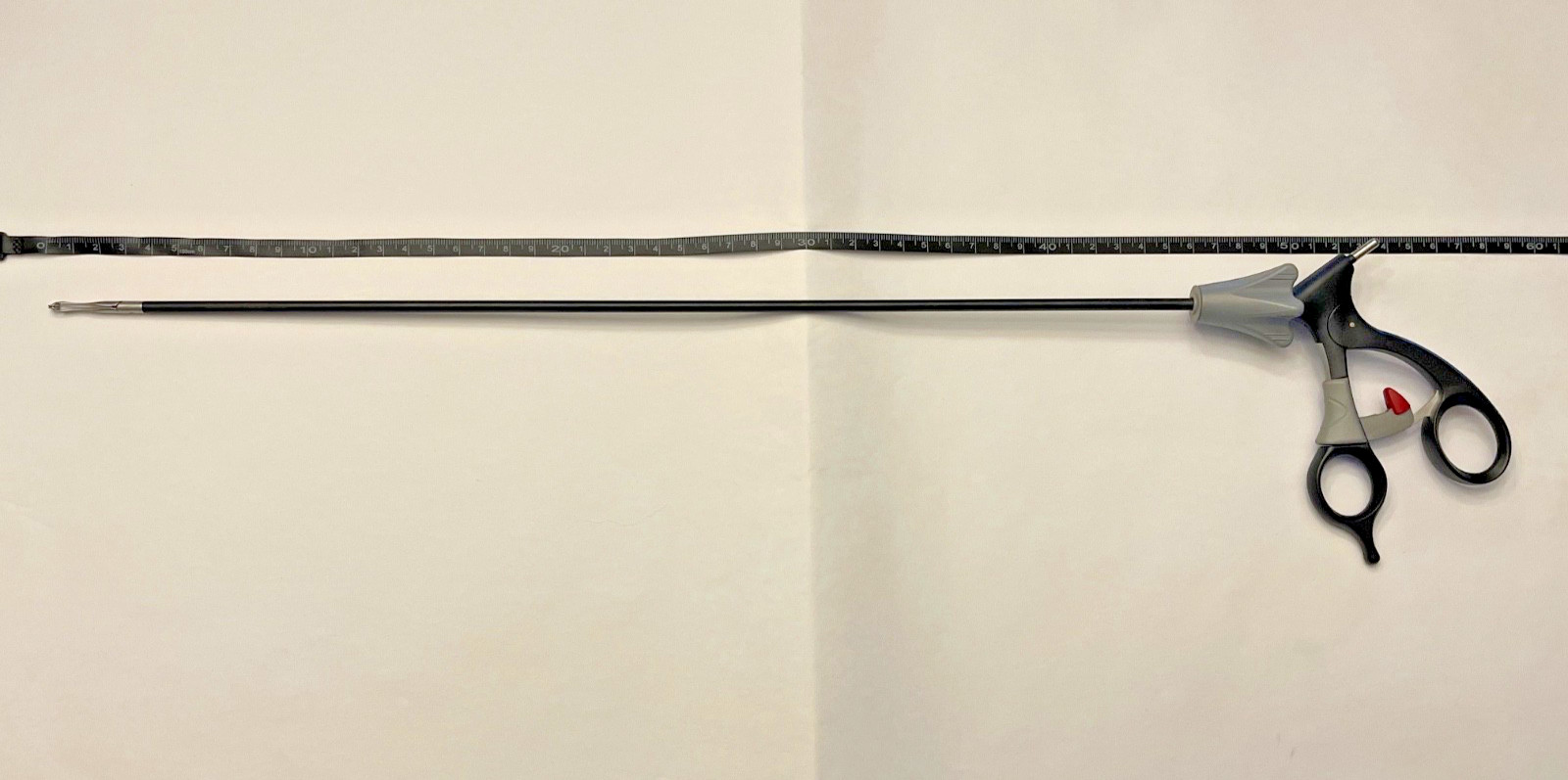 Aesculap P0959R AdTec 5mm x 45cm Monopolar Babcock Grasper Laparoscopy