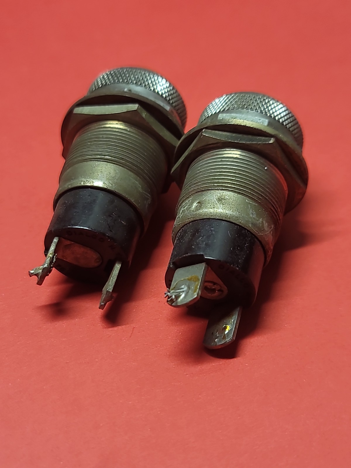 Lot of 10 Vintage Dialco Dialight 75W 125V Panel Indicator Light Socket Untested