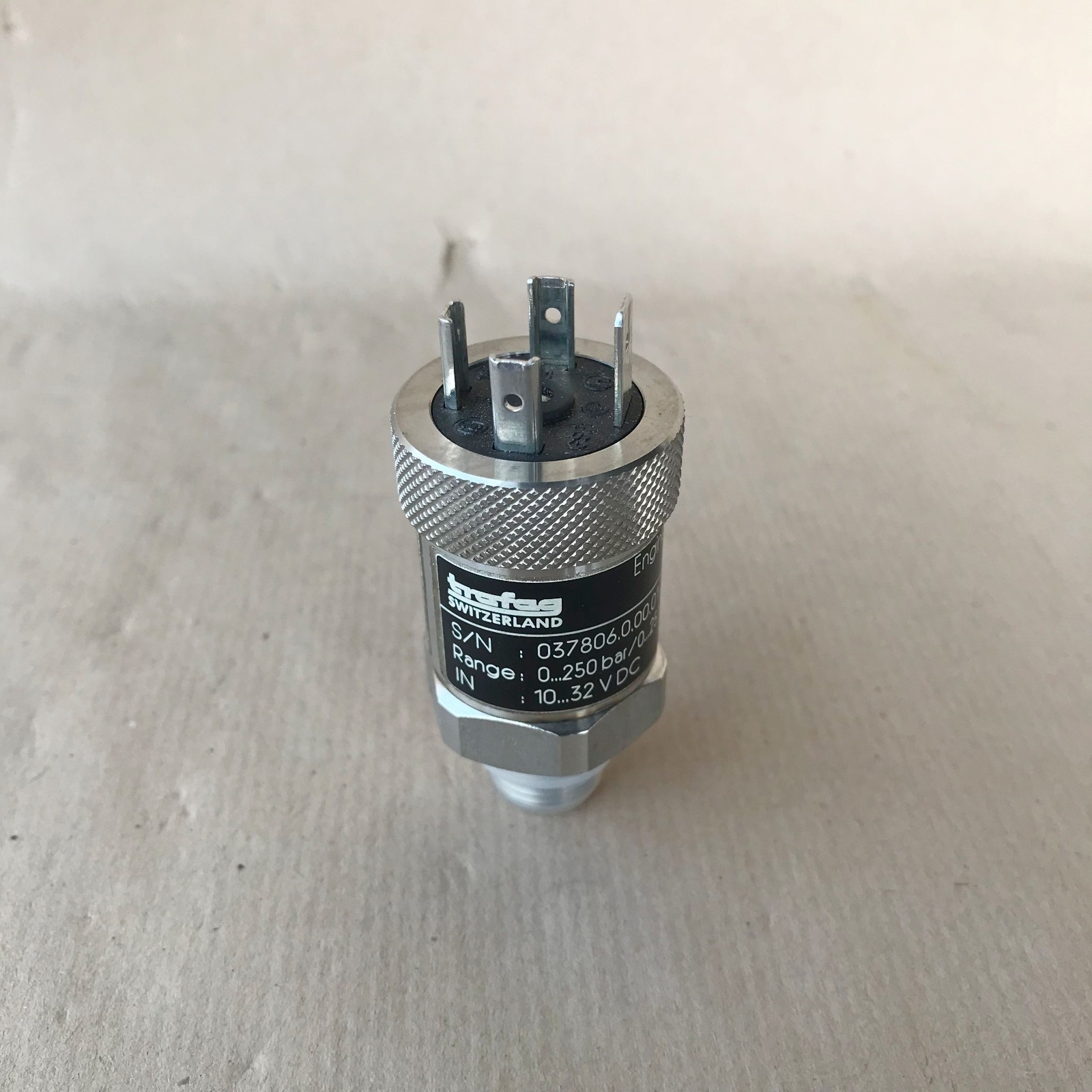 TRAFAG 8242.74.2017 PRESSURE TRANSMITTER