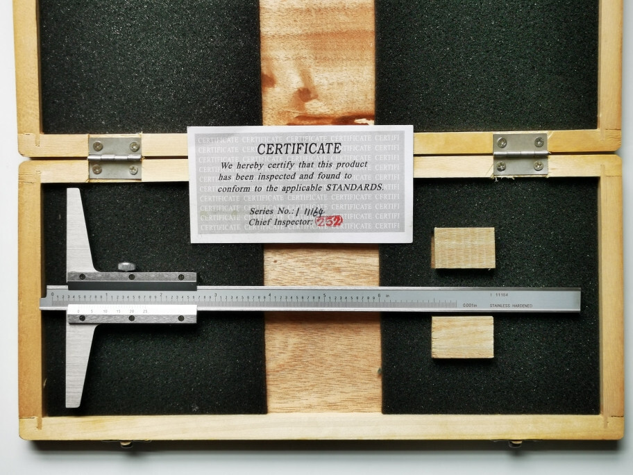 mhc, 6″ Vernier Depth Gage, 6″ x 0.001″ graduation, 4″ Base, 112-0060