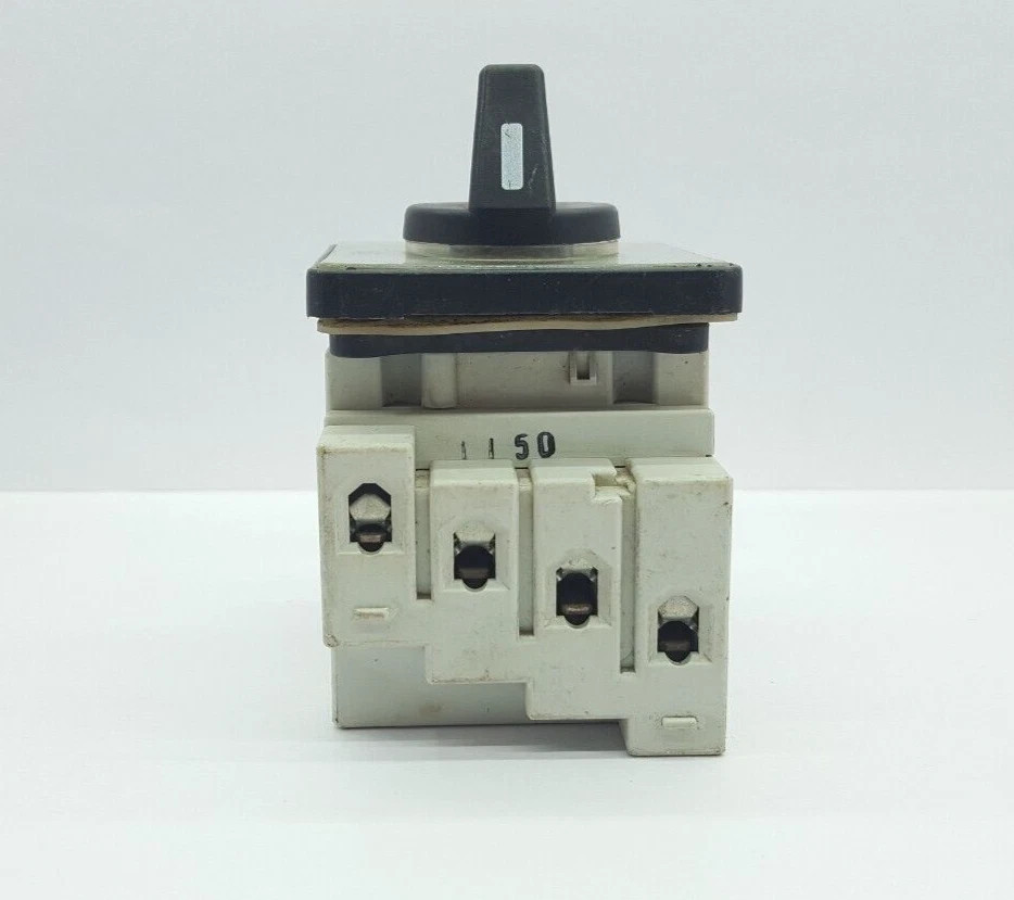 IMO SI32-PM64-4 PANEL MOUNT DC21B SWITCH IP20 NEMA 3R 4 POLE 32A 1000V