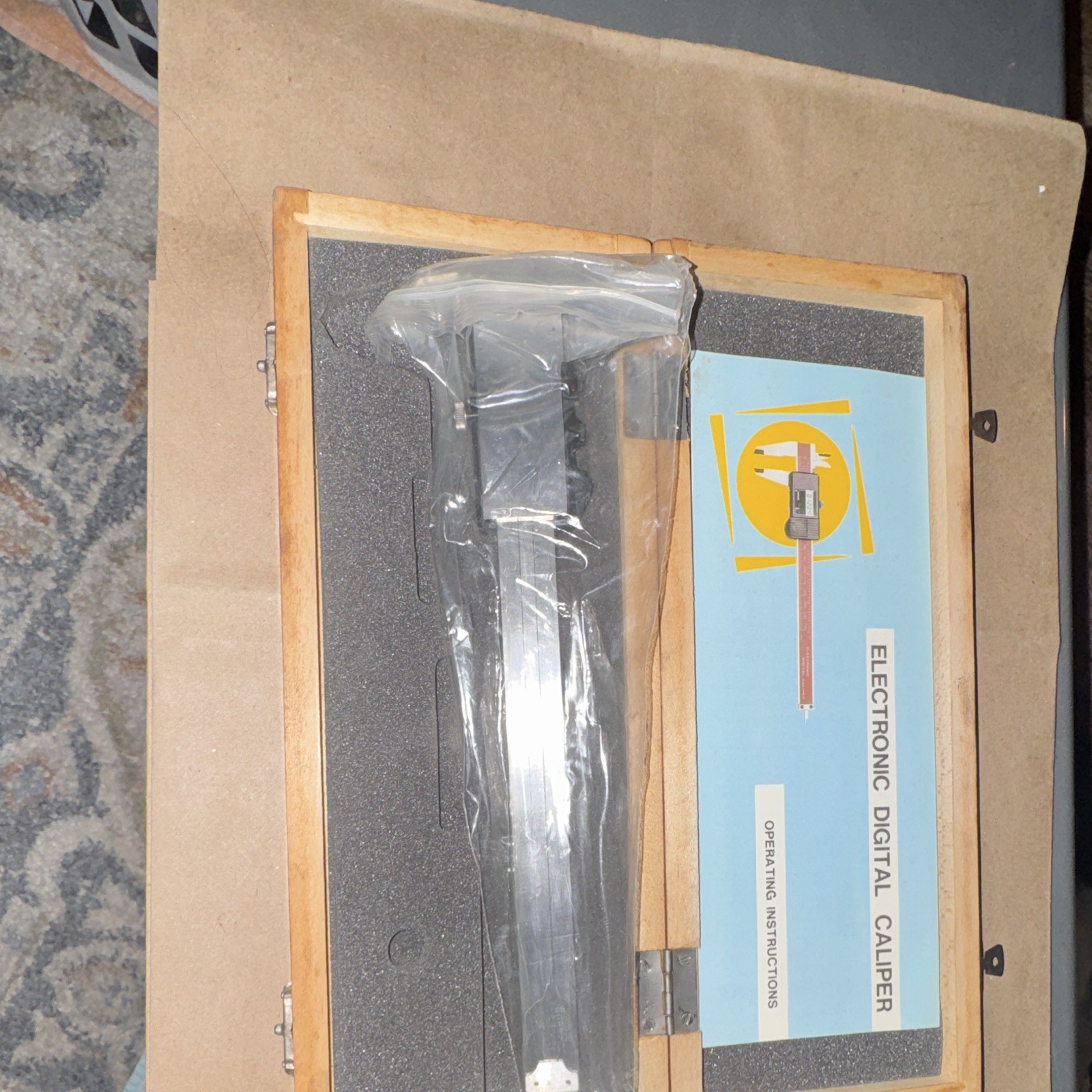 Astro Pneumatic Tool DICC2 Digital Caliper 0-150mm/6in 0.01mm Wooden Case