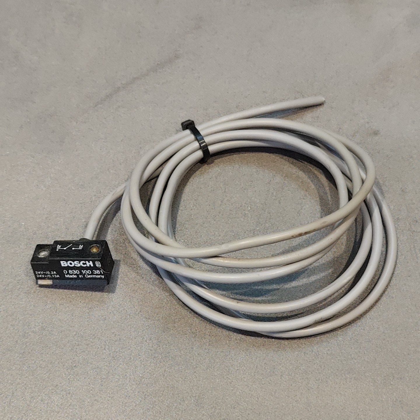Bosch 0 830 100 381 Cylinder Switch / BOSCH 0830100381