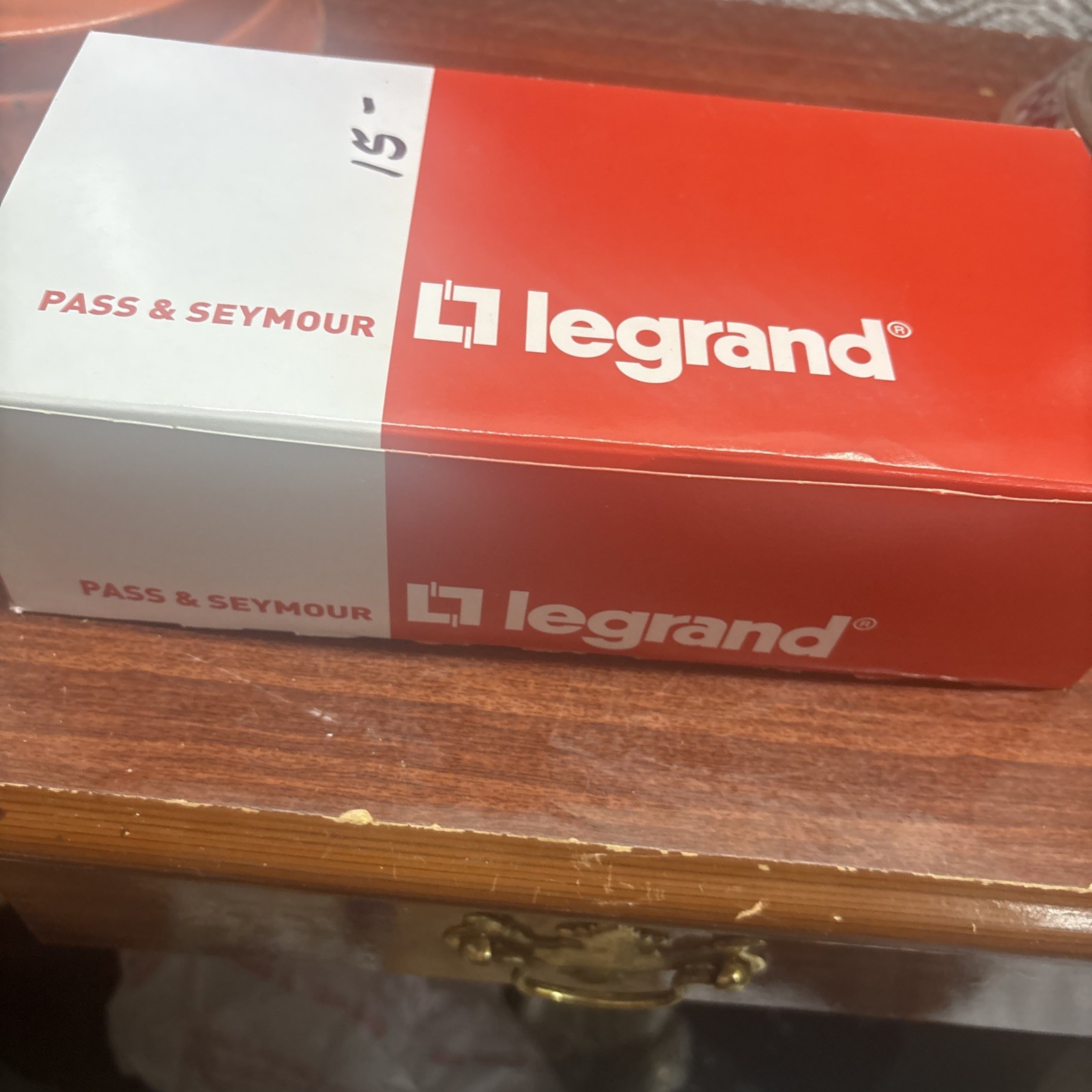 10 Pass & Seymour Legrand 26352-W Decorator Duplex Receptacle White 20A 125V