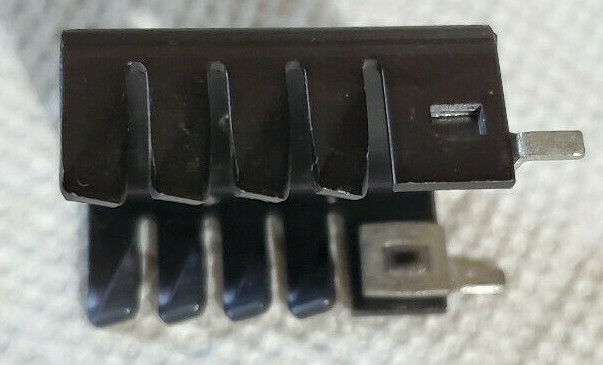 Aavid 593002B03400 Channel Heat Sink for TO-220