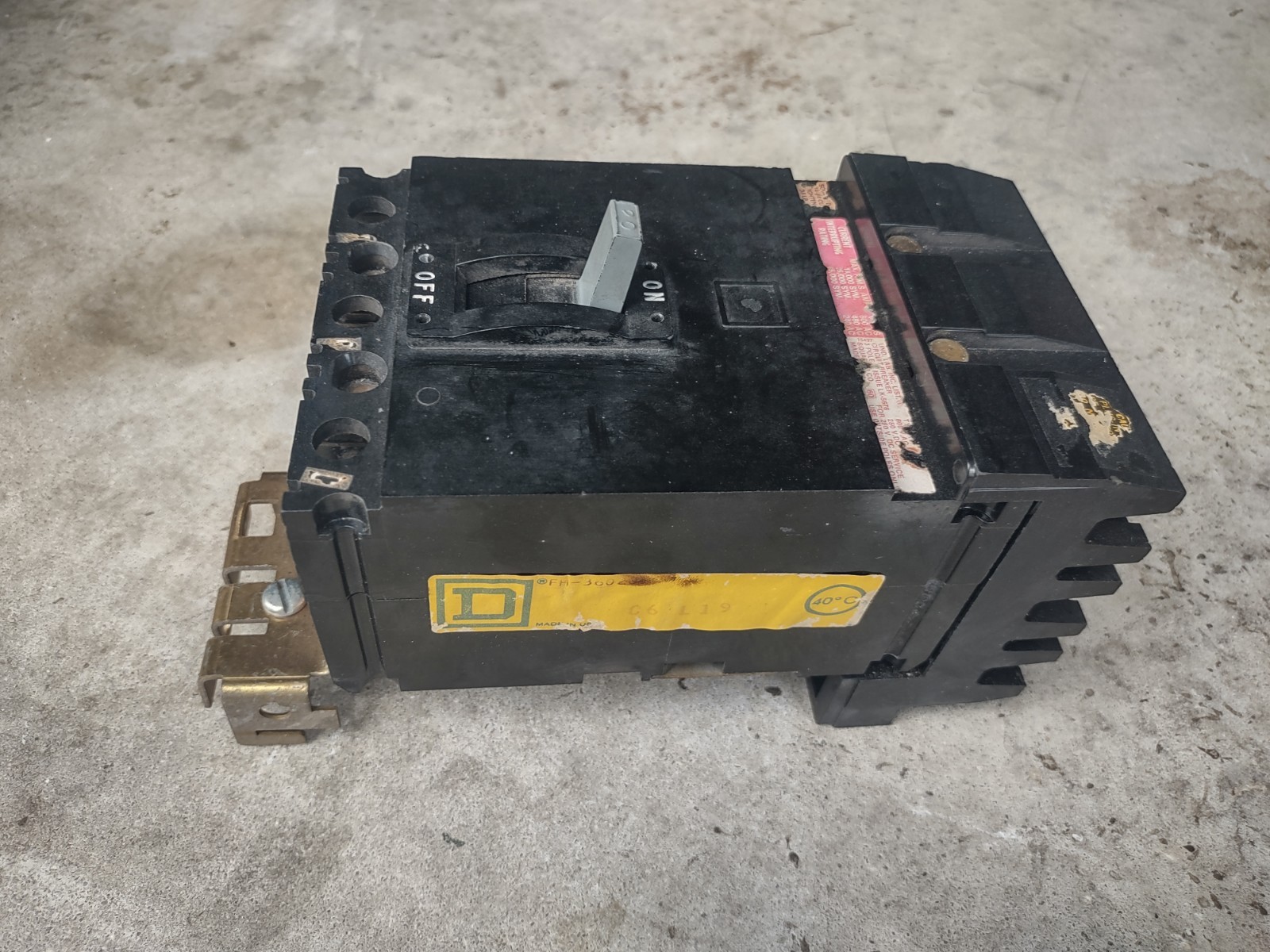 NEW OPEN BOX SQUARE D FH36020 3 POLE 20AMP 600v I-LINE CIRCUIT BREAKER STK H1234